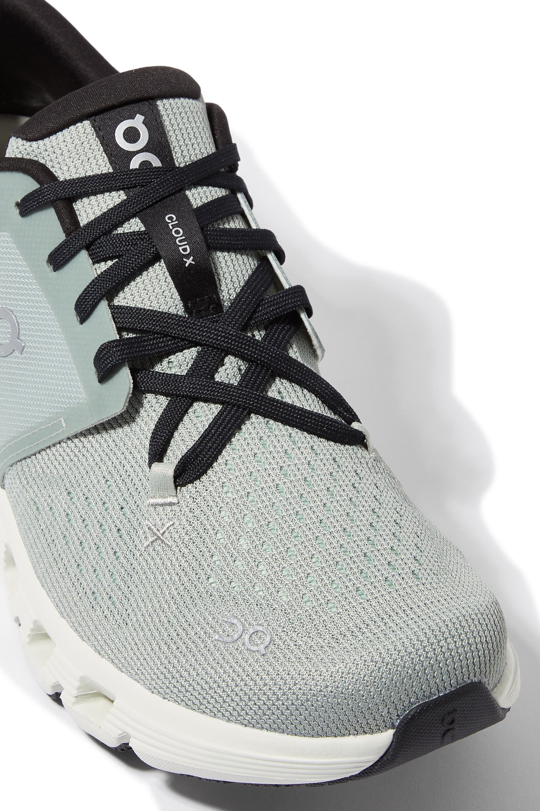 سنيكرز كلاود اكس 44 للرجال