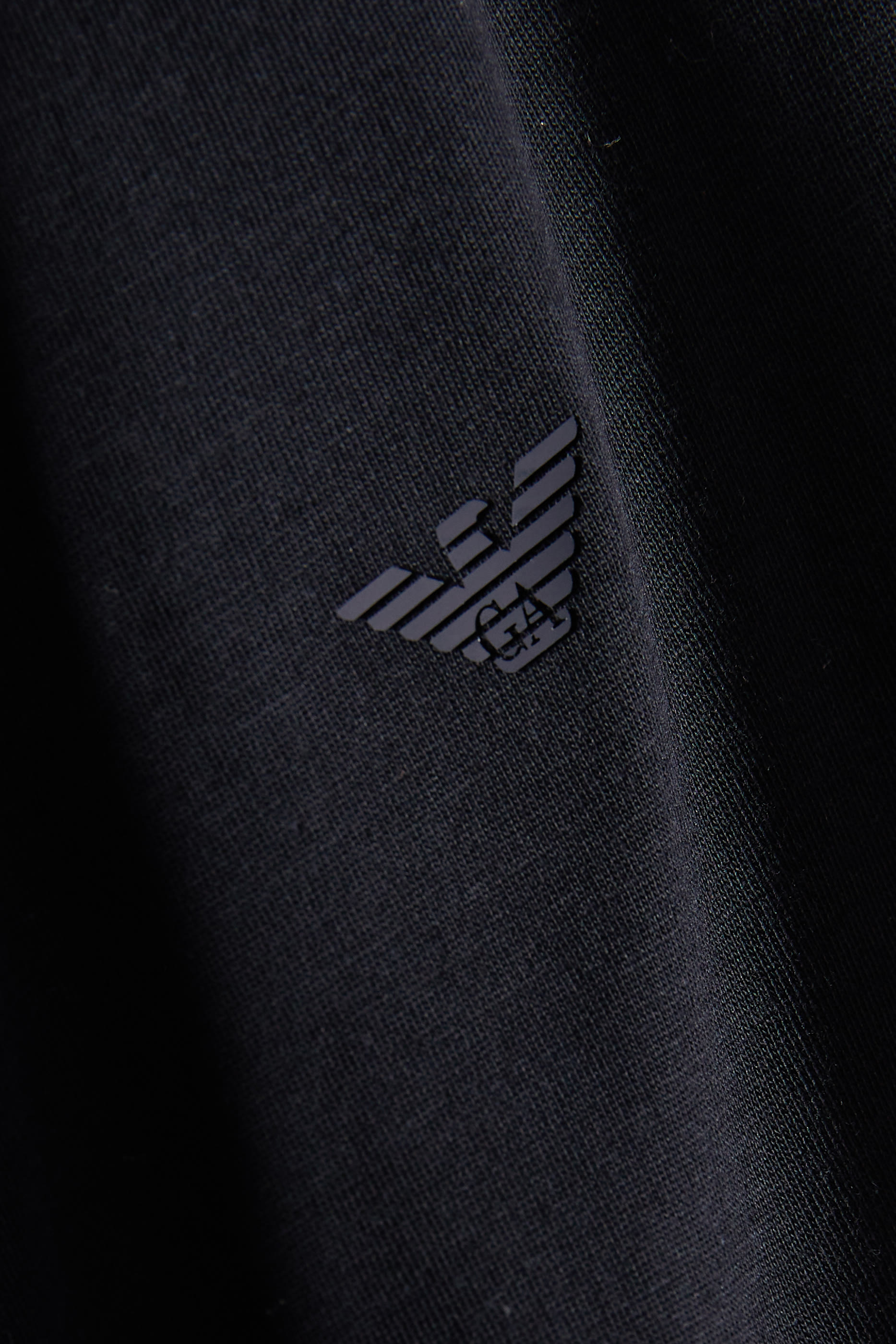 تيشيرت بياقة-V