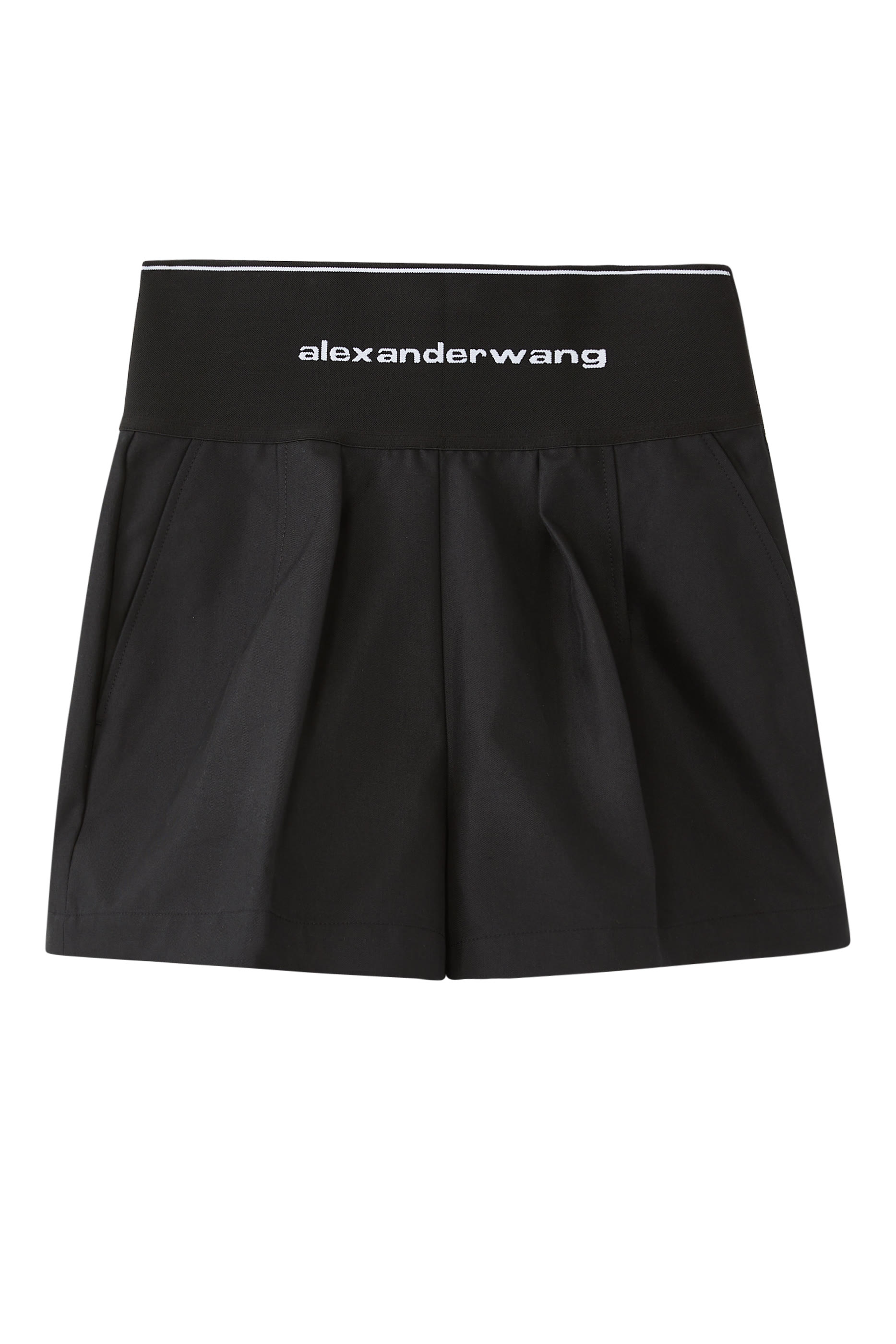 شورت سفاري بقصة مناسبة للجسم