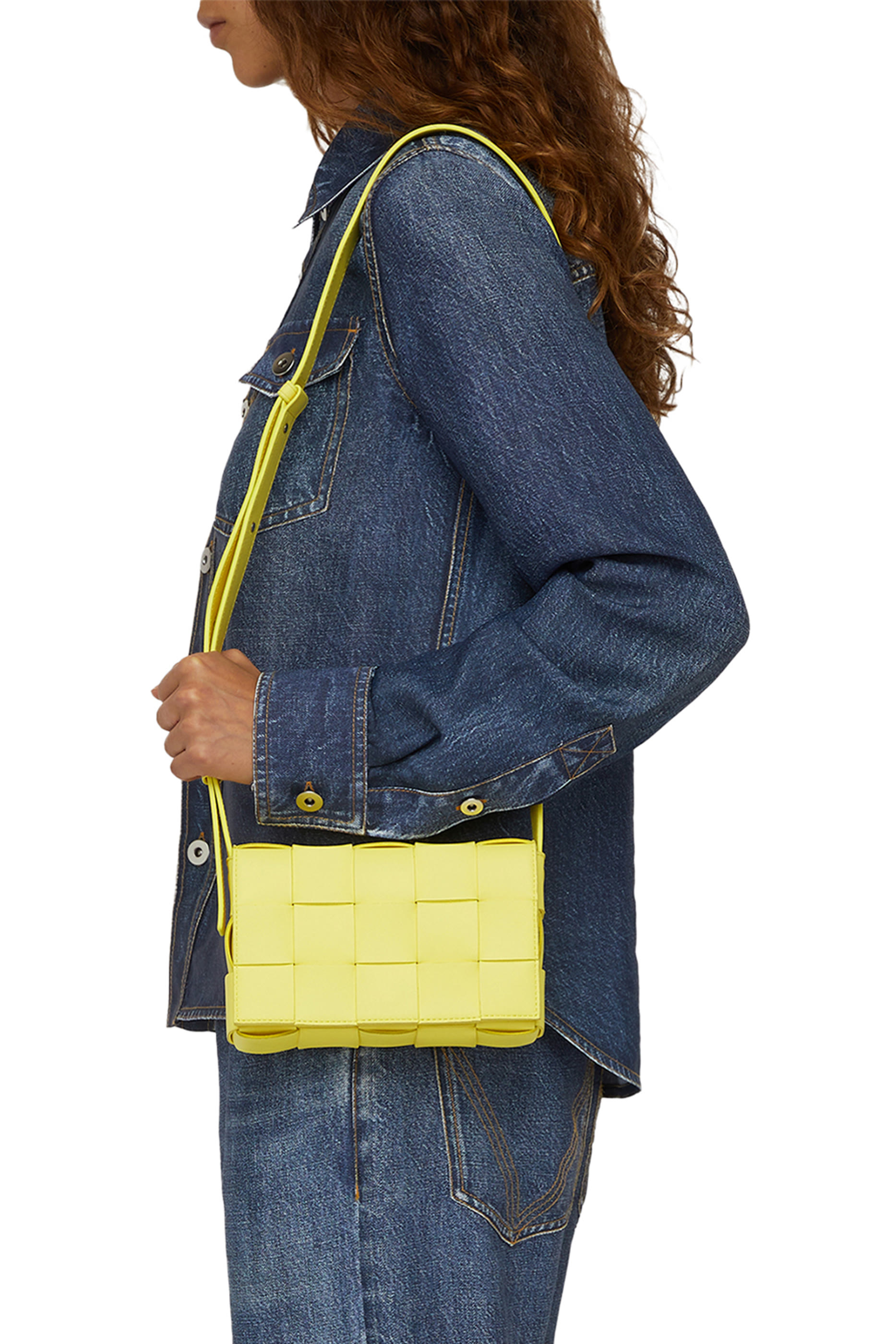 حقيبة كروس كاسيت صغيرة