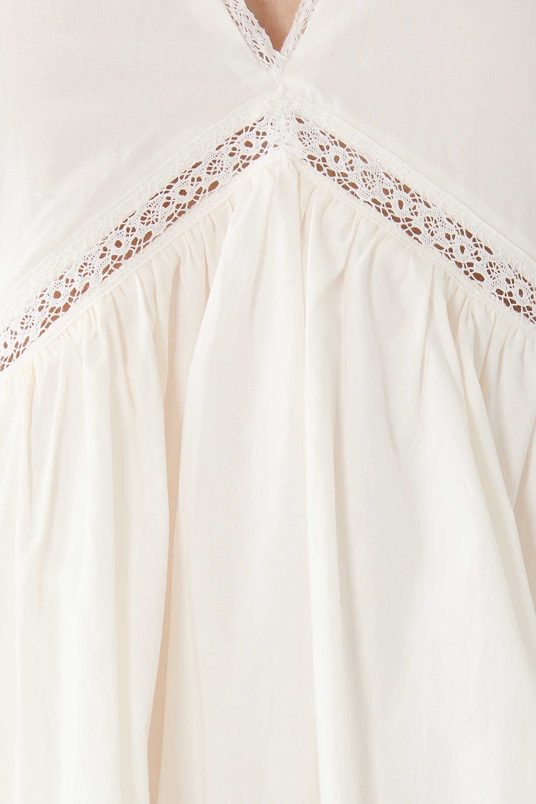 فستان فيورا فريسكو متوسط الطول دانتيل