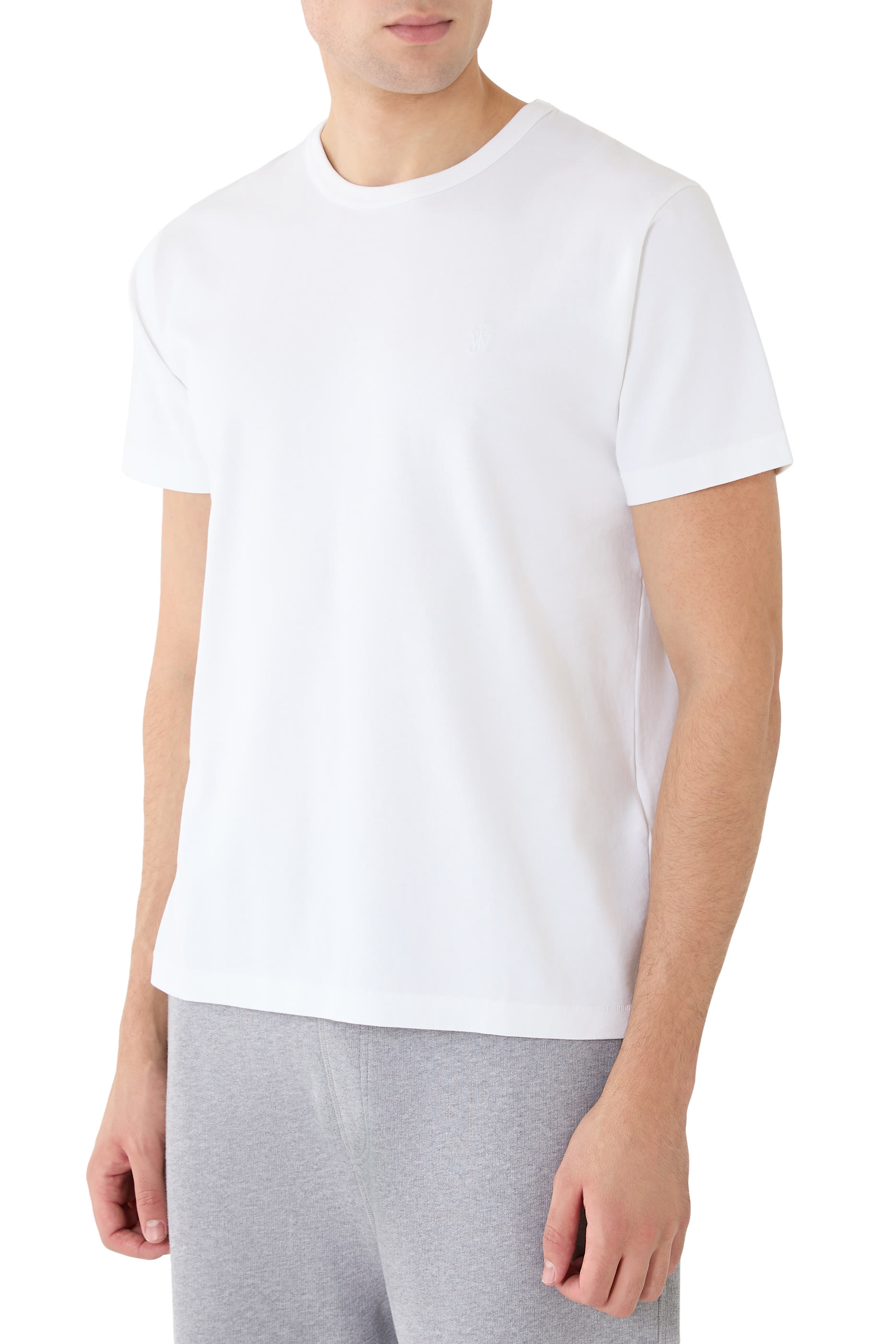 تيشيرت بشعار الماركة