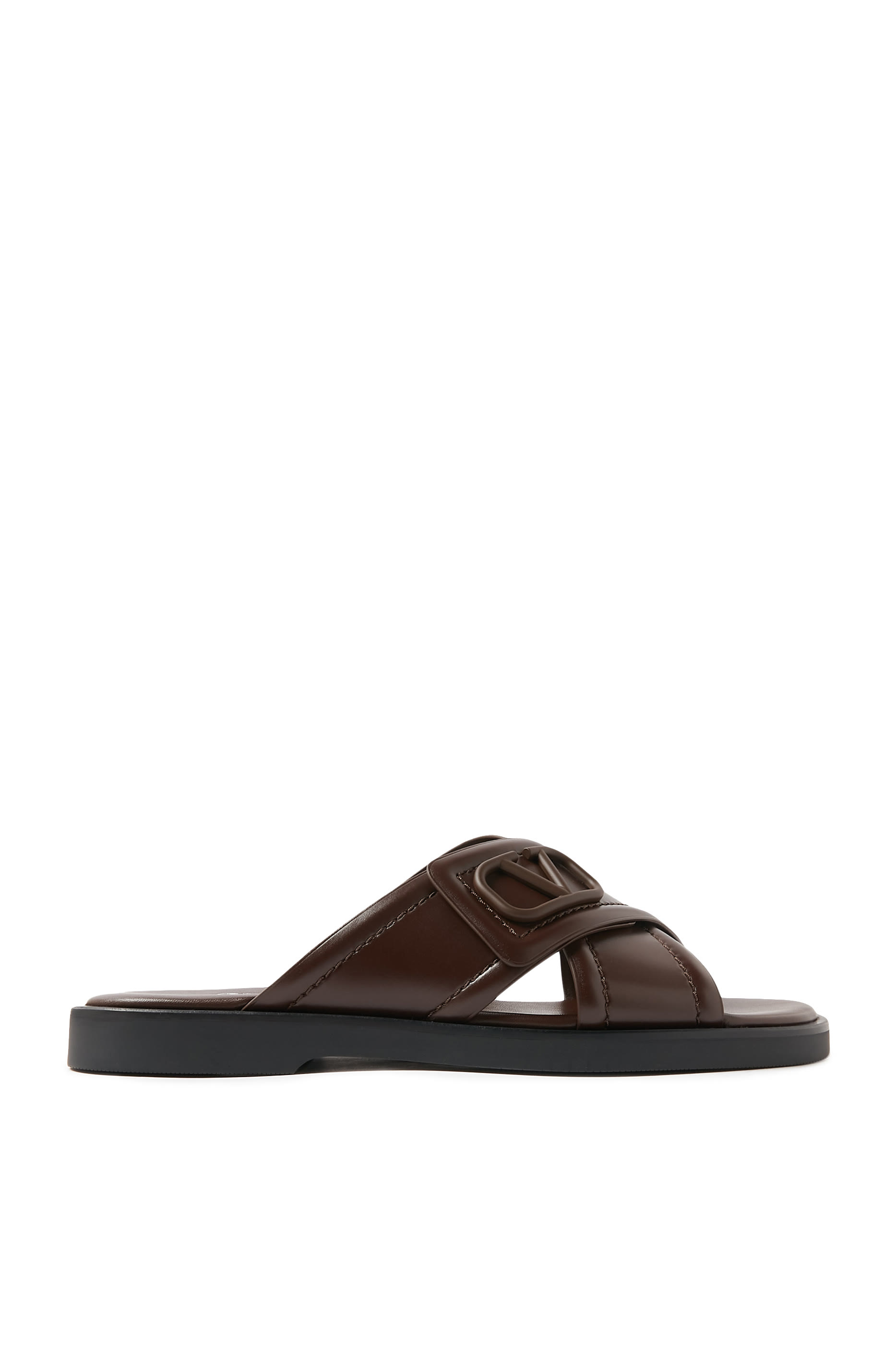 حذاء خفيف بشعار V جلد عجل