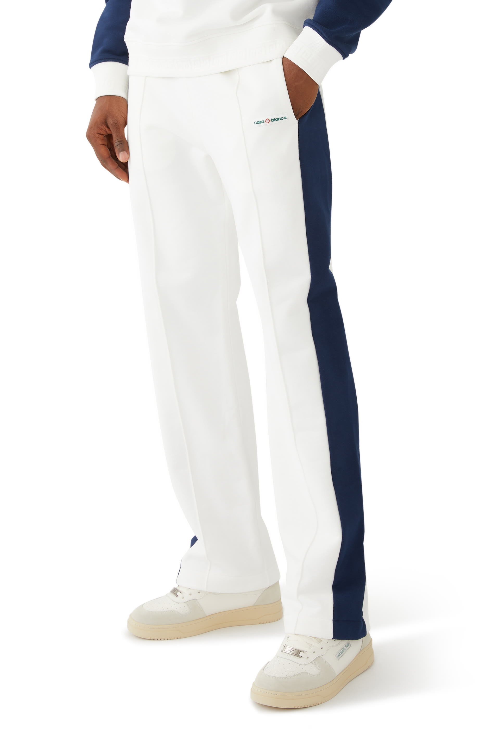 سنيكرز دايف كورت