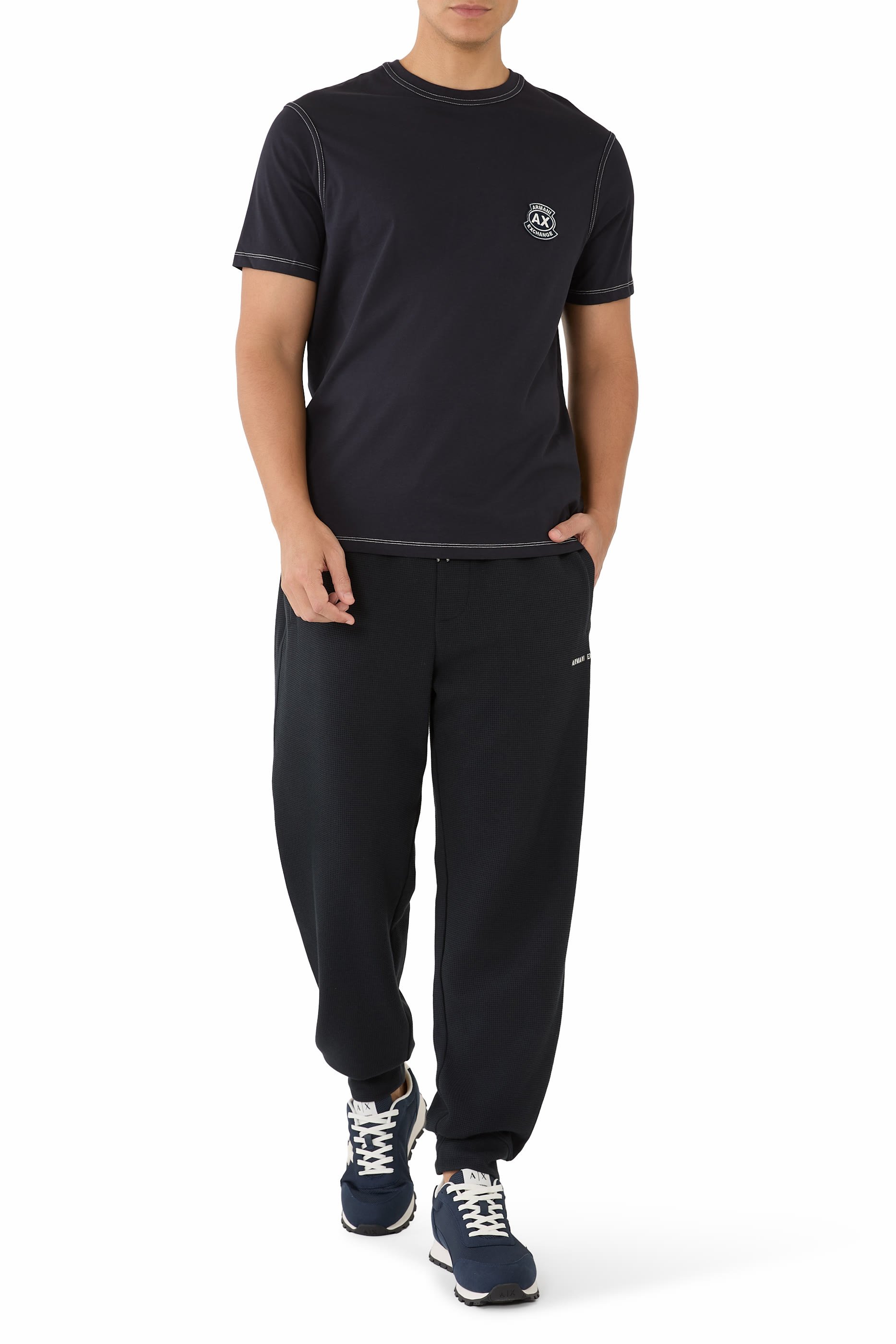 تيشيرت بشعار الماركة