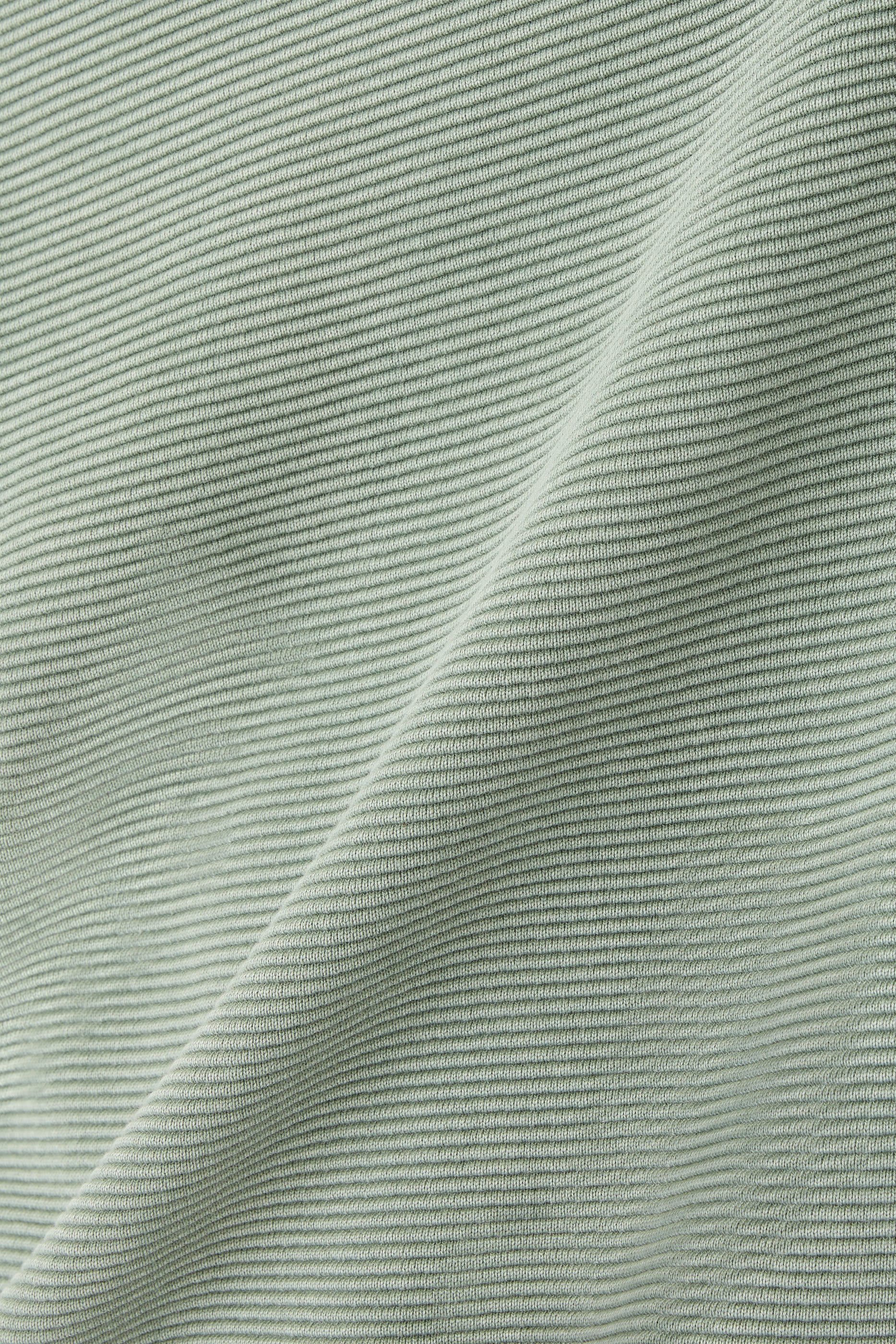 سترة مارينا بياقة ضيقة