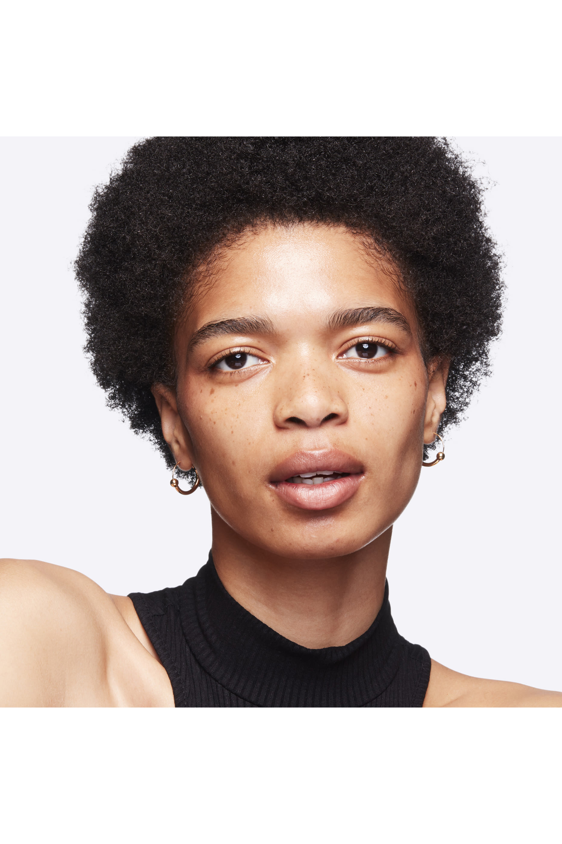 كريم أساس بودرة ستوديو فكس بلاس