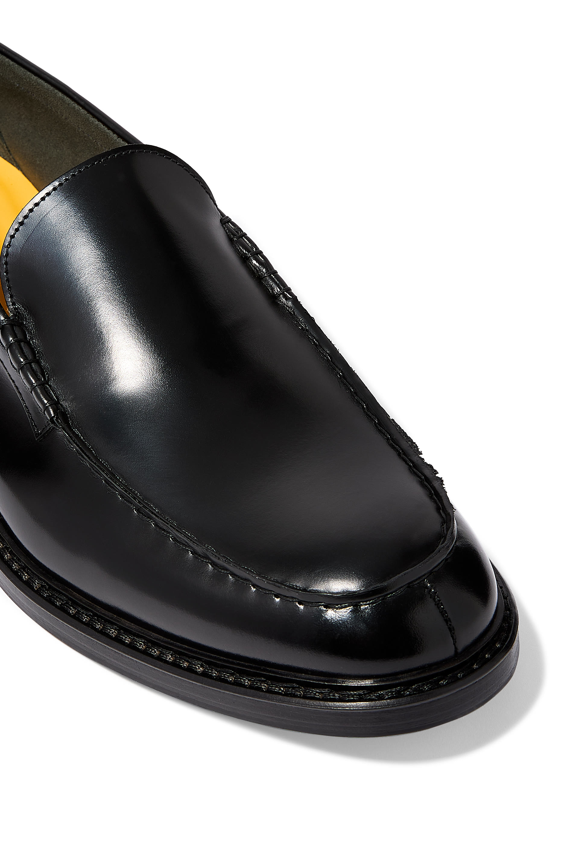 حذاء بيني سهل الارتداء بحياكة بليك