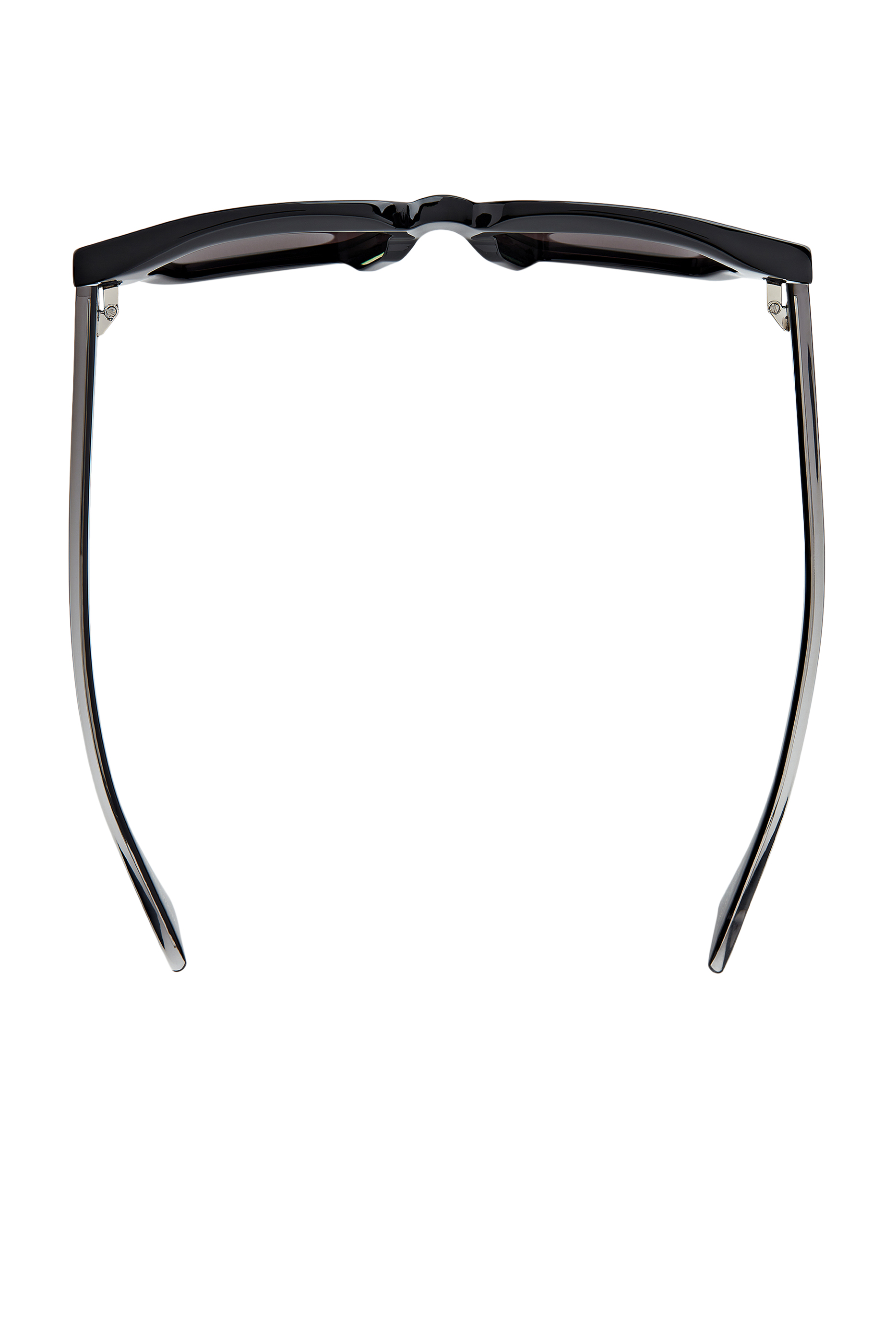 نظارة شمسية بإطار مربع كلاسيكي