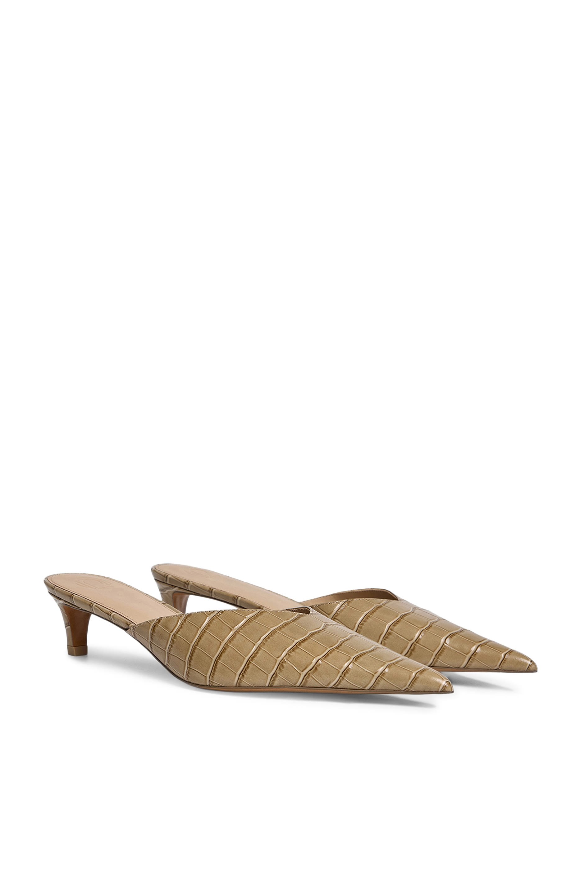 حذاء مفتوح بنقشة جلد تمساح 40 جلد