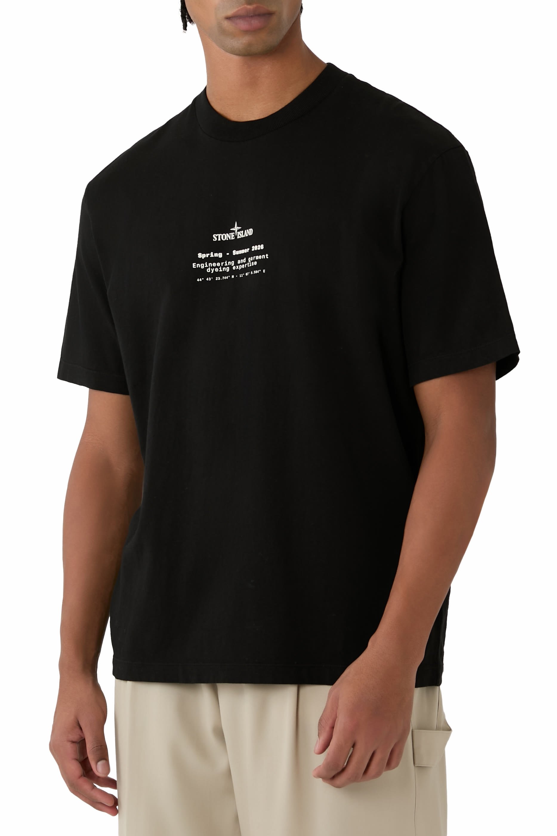 تيشيرت بشعار الماركة قطن