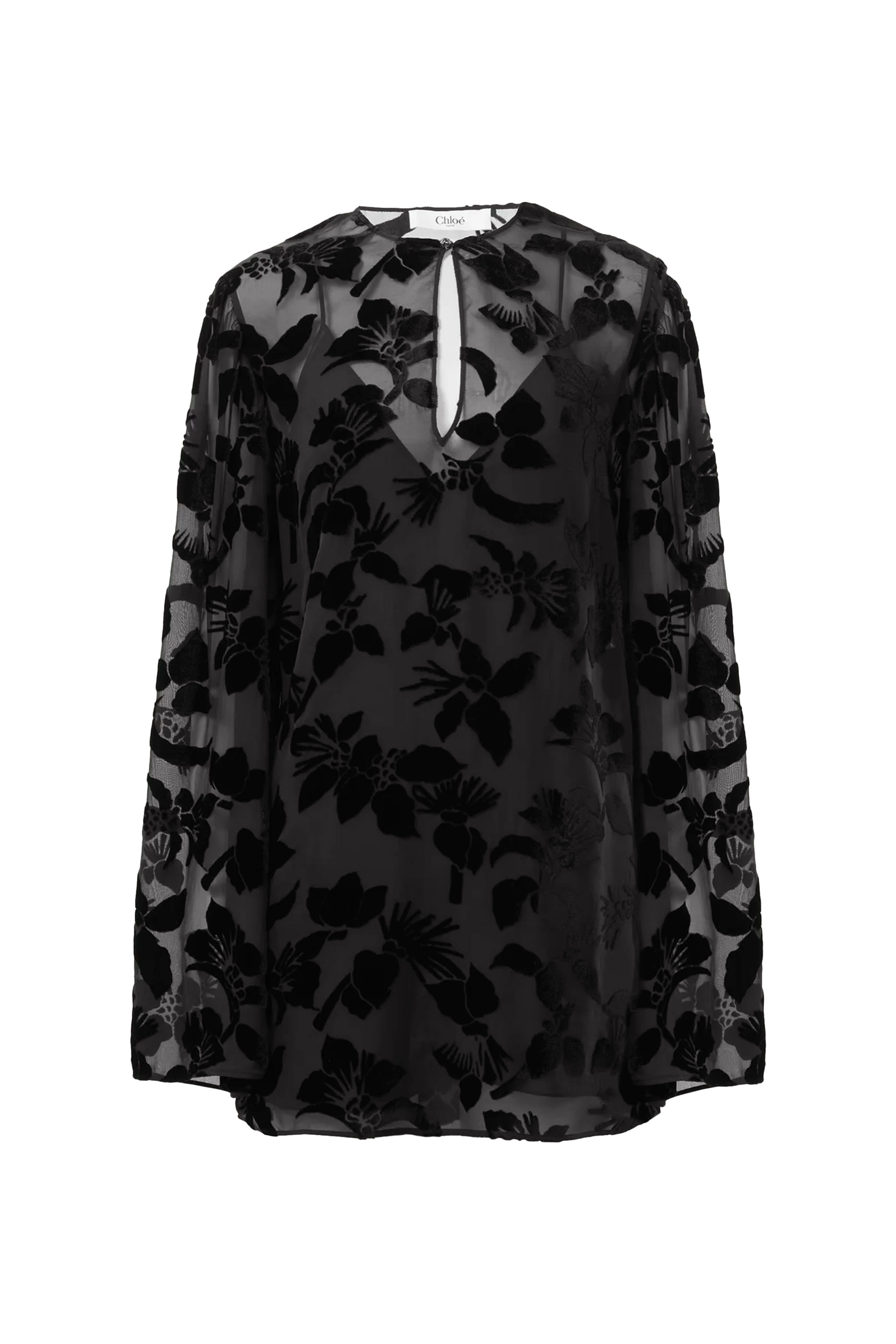 فستان قصير بأكمام منفوخة