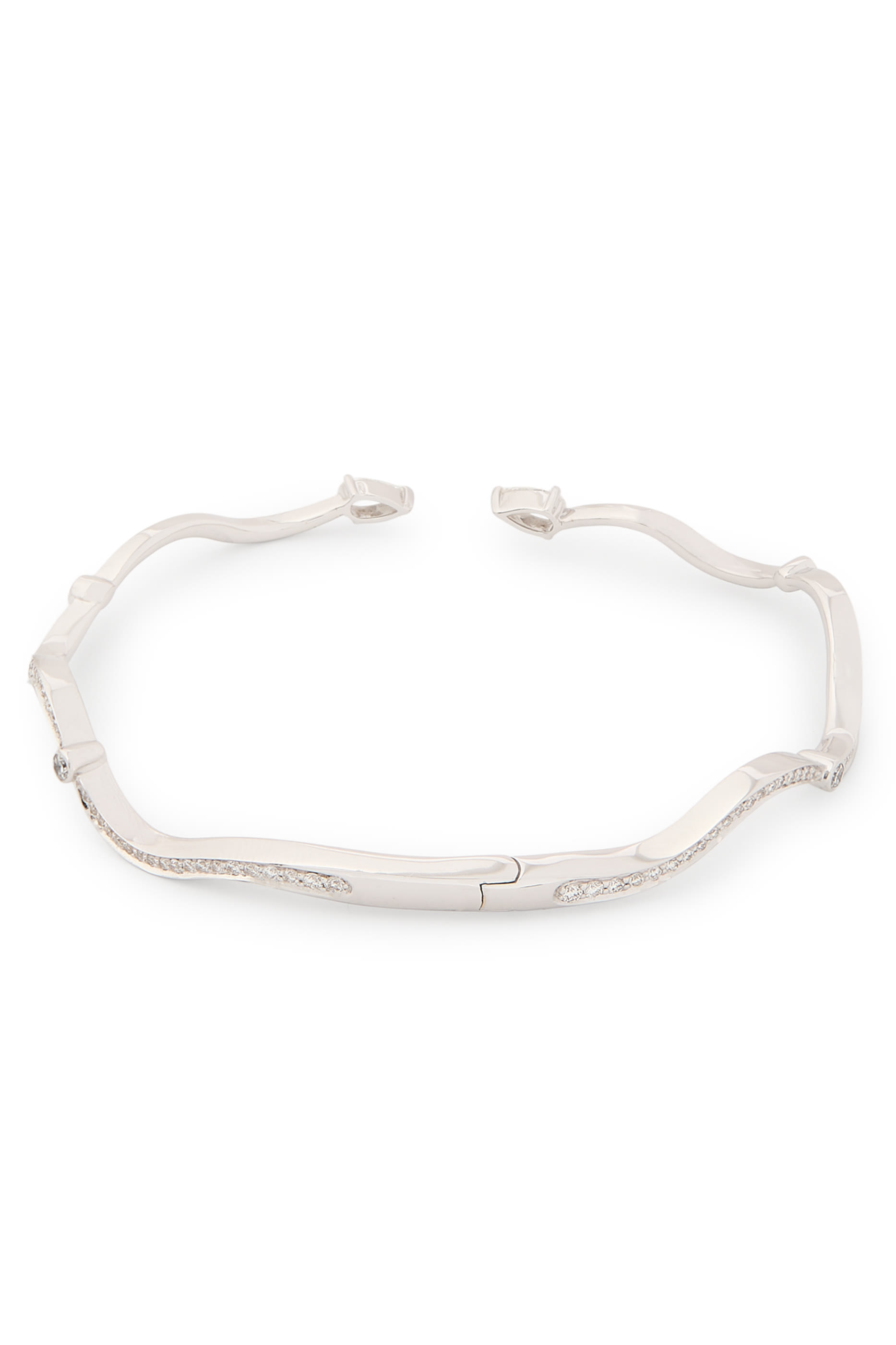 سوار ويف مرصع بالماس بتصميم كمثري صغير، ذهب أبيض عيار 18