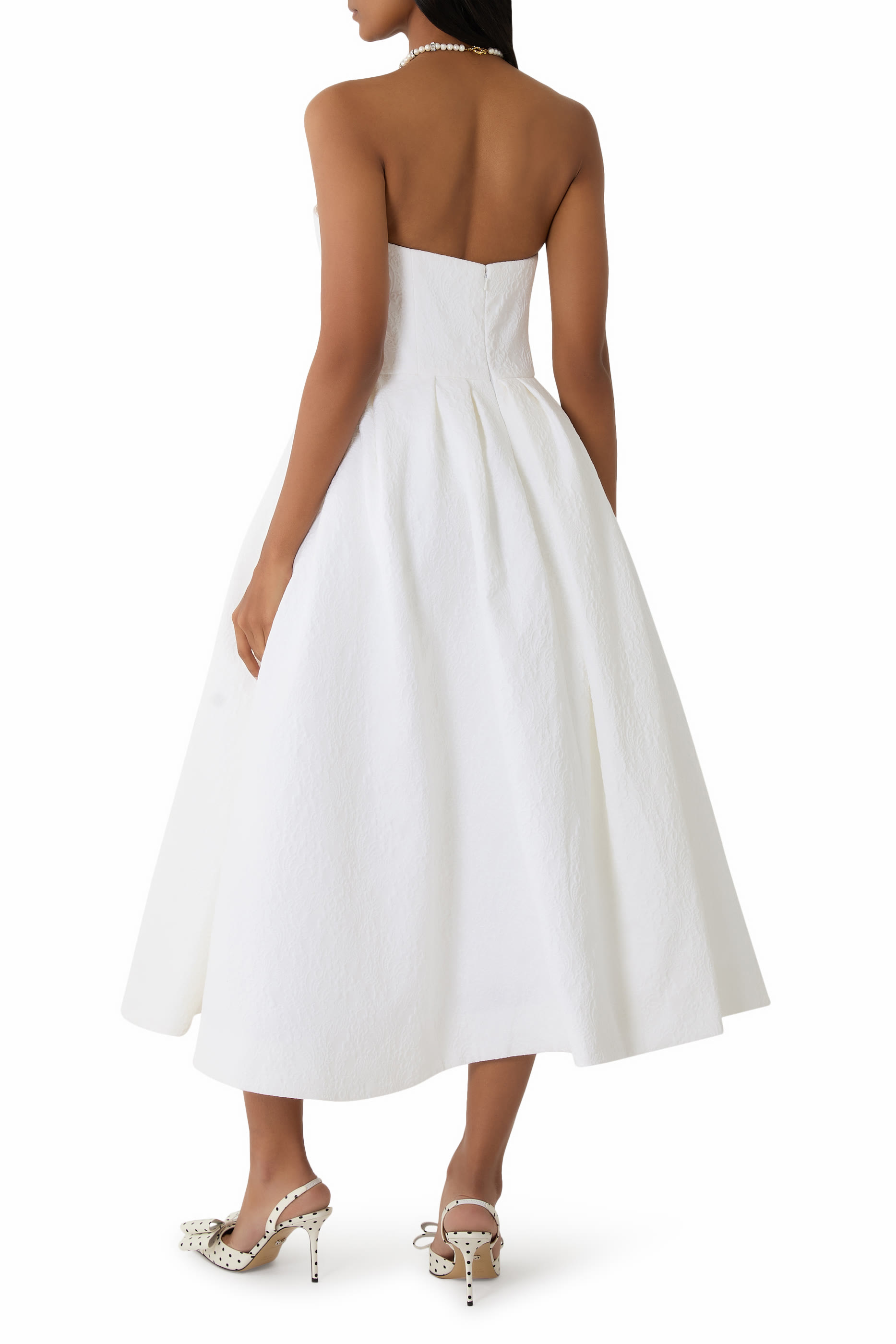 فستان متوسط الطول بلا حمالات بنقشة زهور