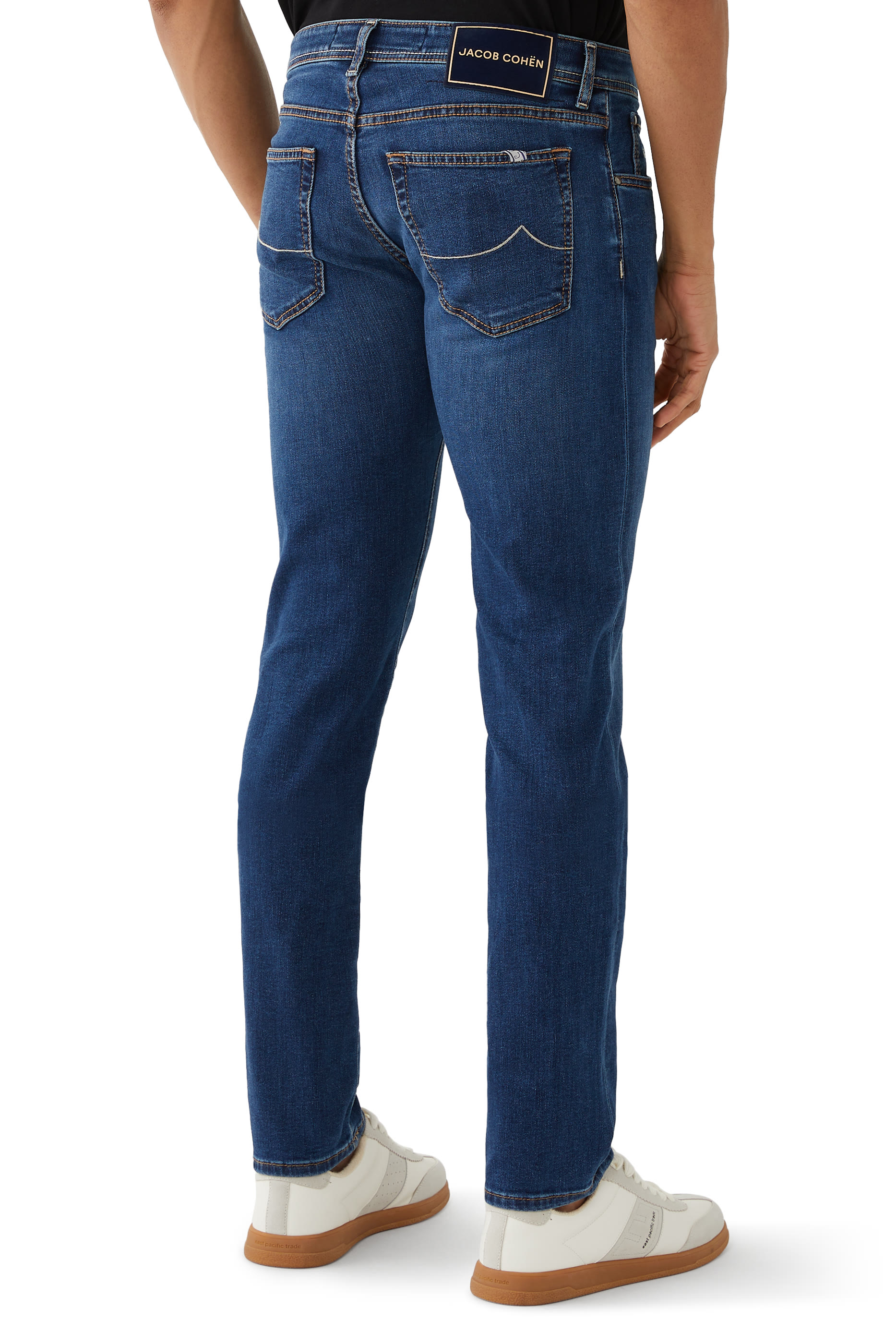 بنطال نيك بقصة ضيقة وخمسة جيوب