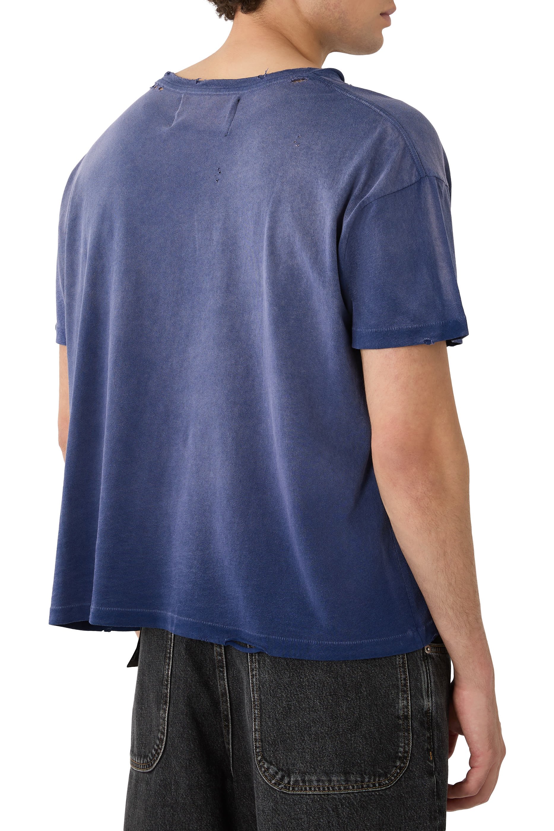 تيشيرت بشعار الماركة