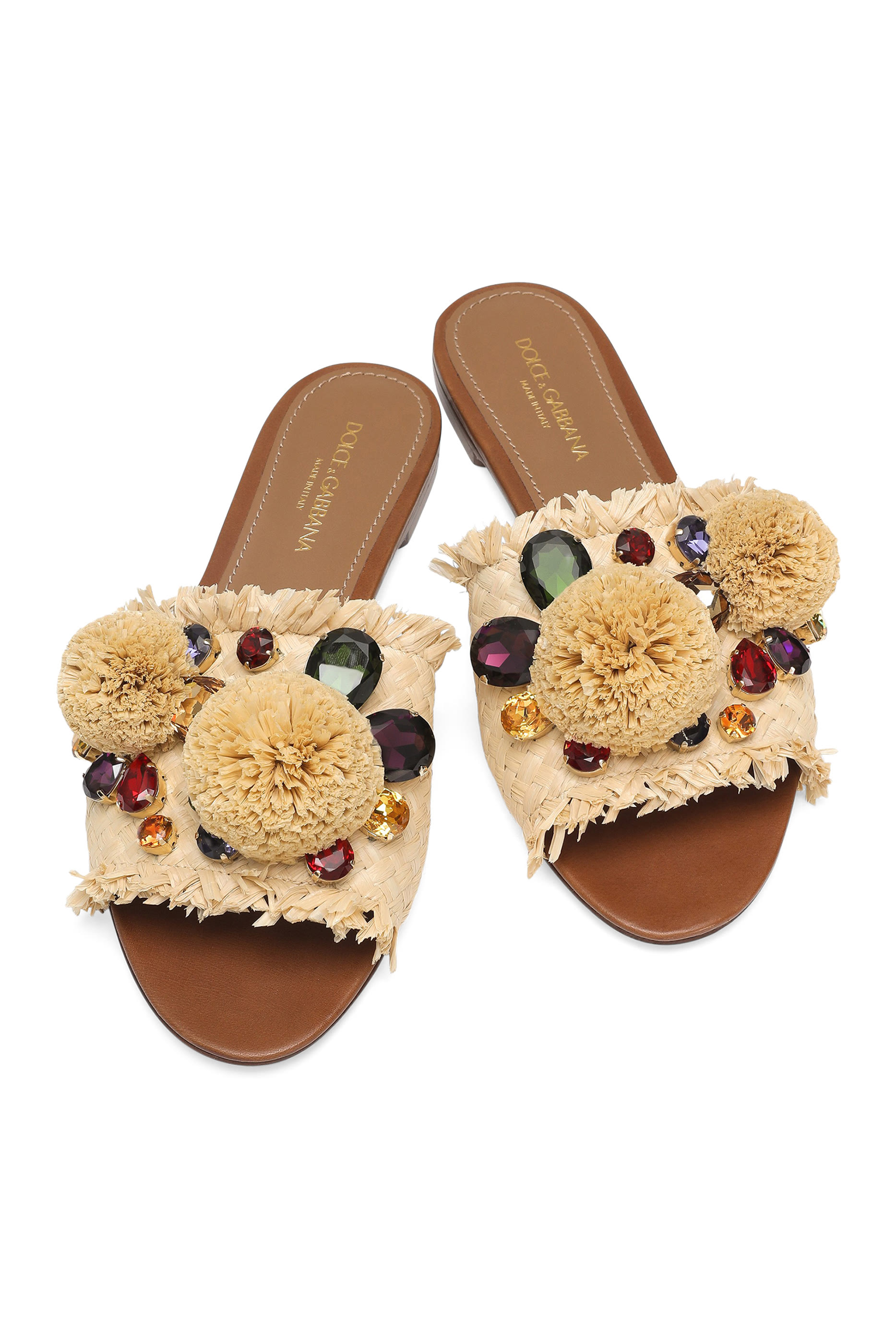 حذاء خفيف بتفاصيل مجدولة وشرابات