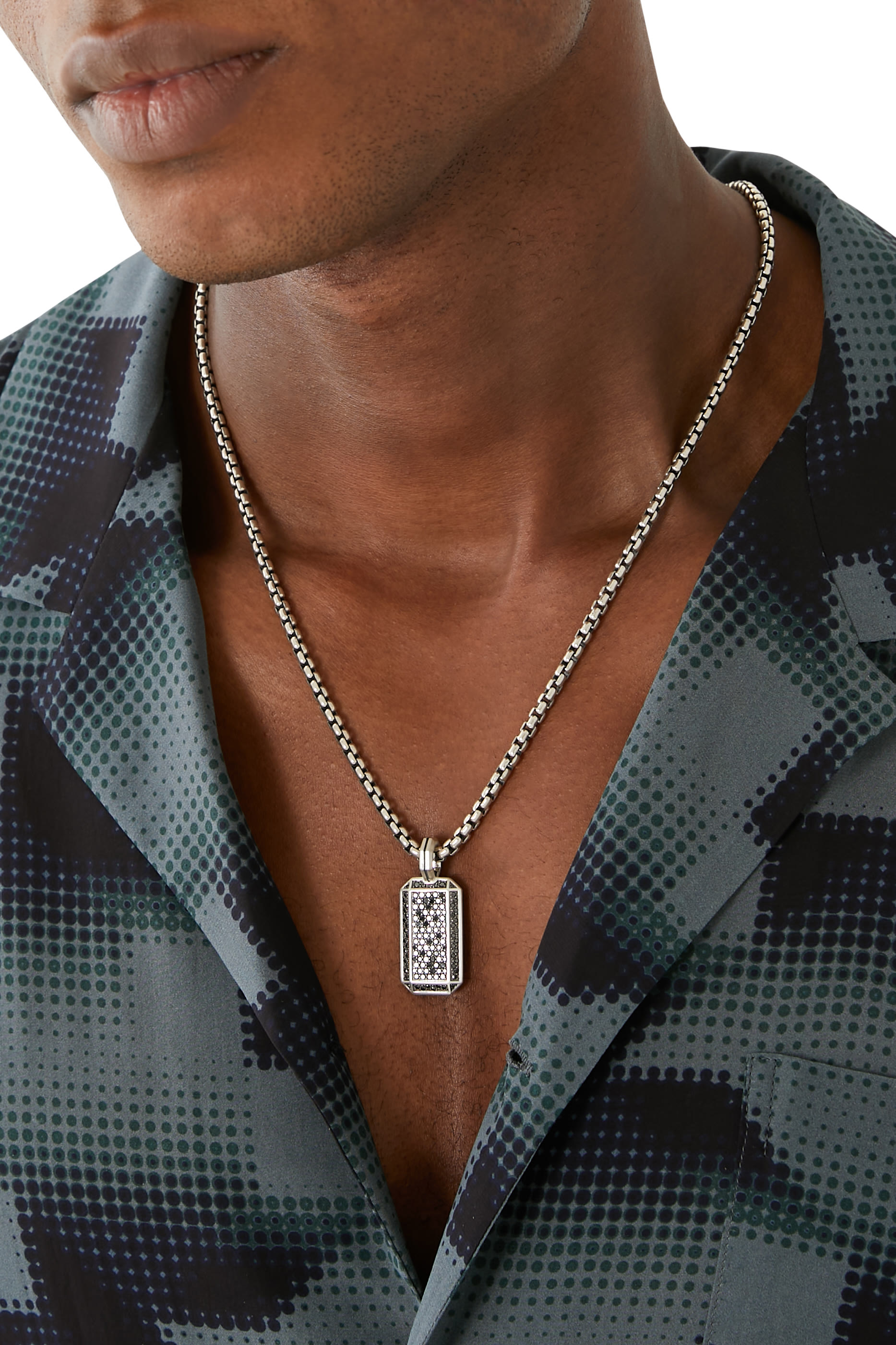 دلاية ديكو بتصميم شارة مرصعة بالماس الأسود، فضة استرلينية