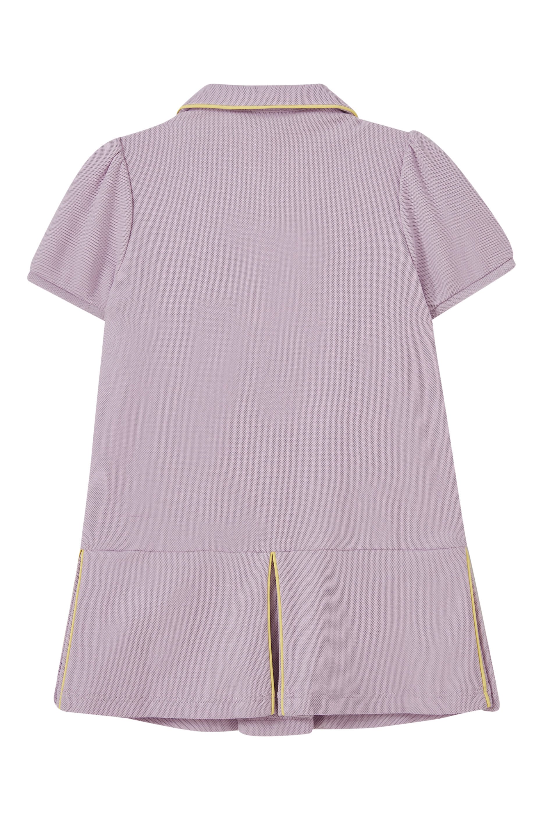 فستان بفتحة وشعار الماركة للأطفال