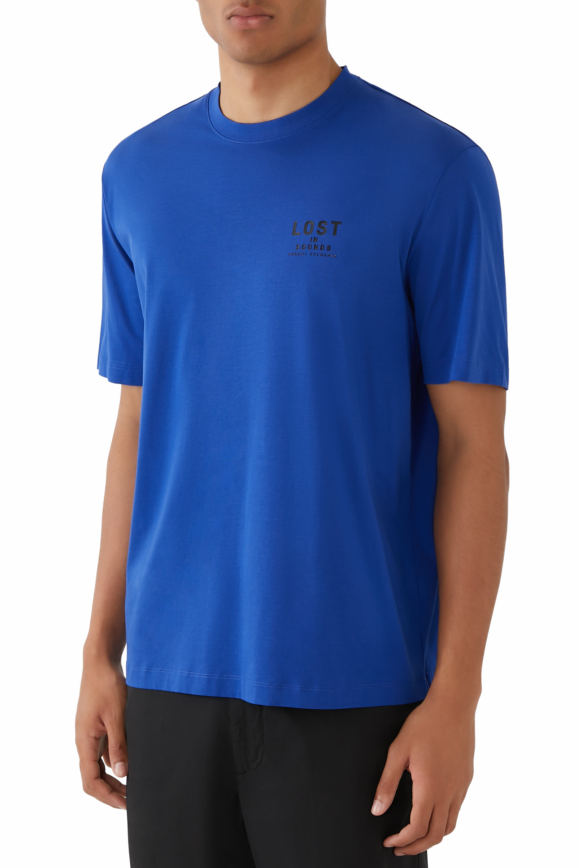 تيشيرت بقصة عادية بطبعة