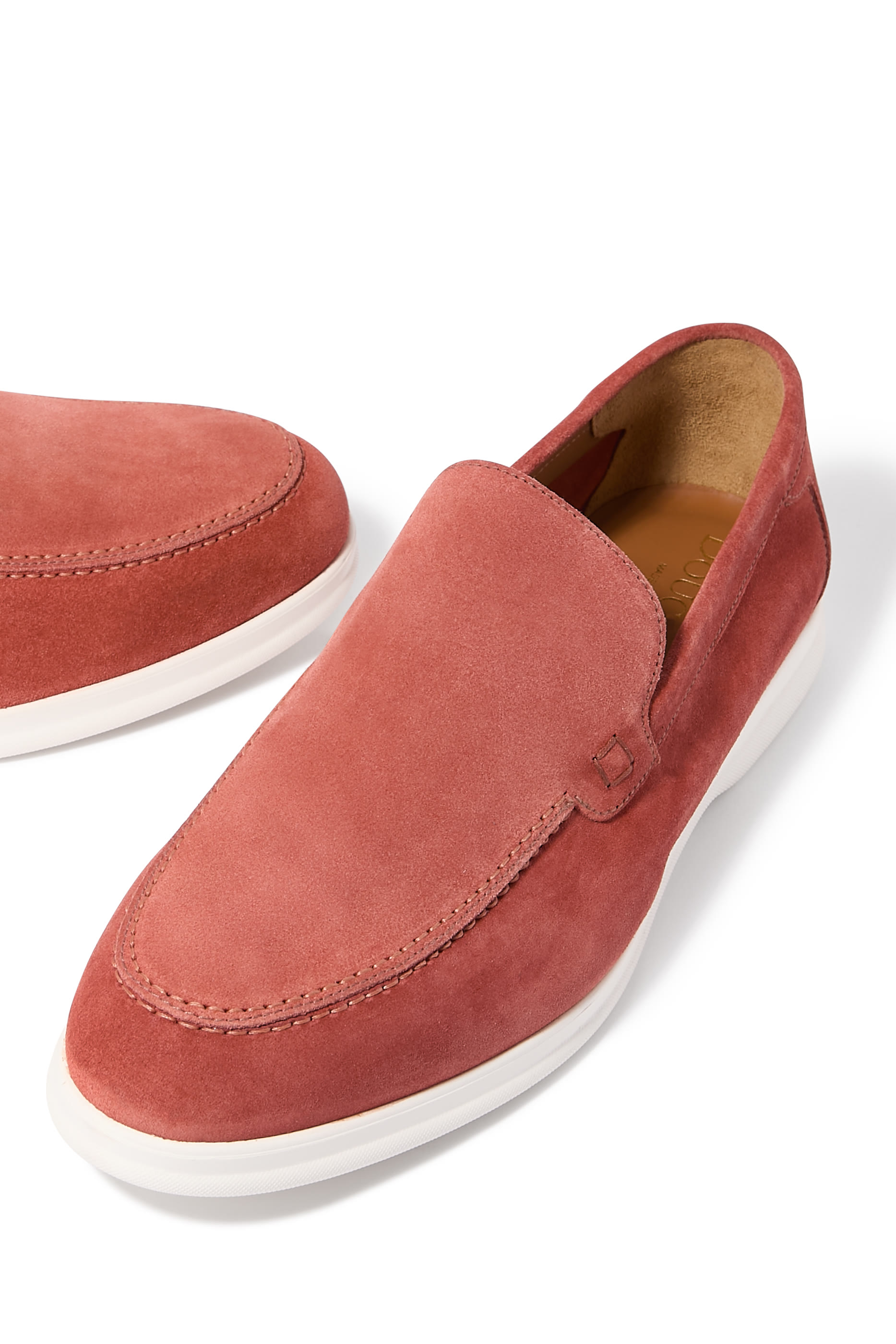 حذاء أرثر سهل الإرتداء