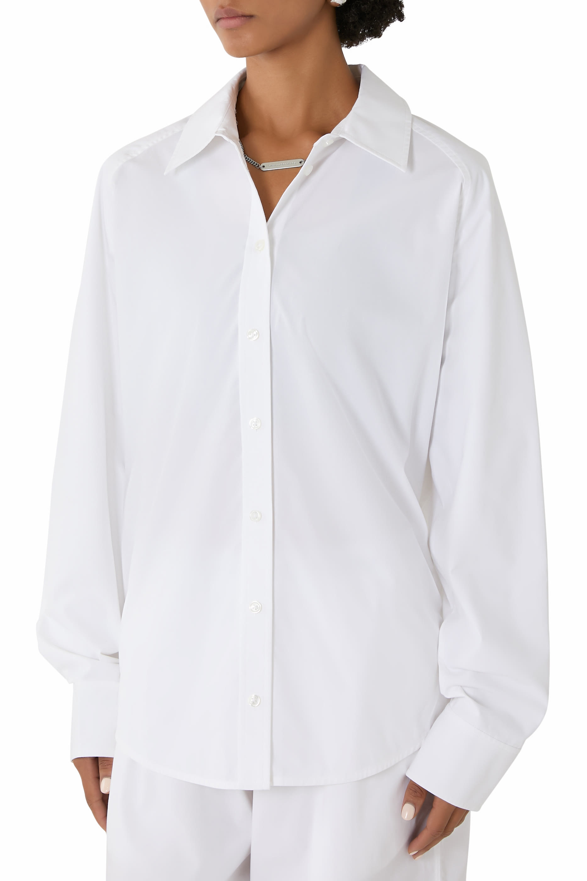 قميص مزين بقلادة بأزرار للإغلاق وقصة فضفاضة