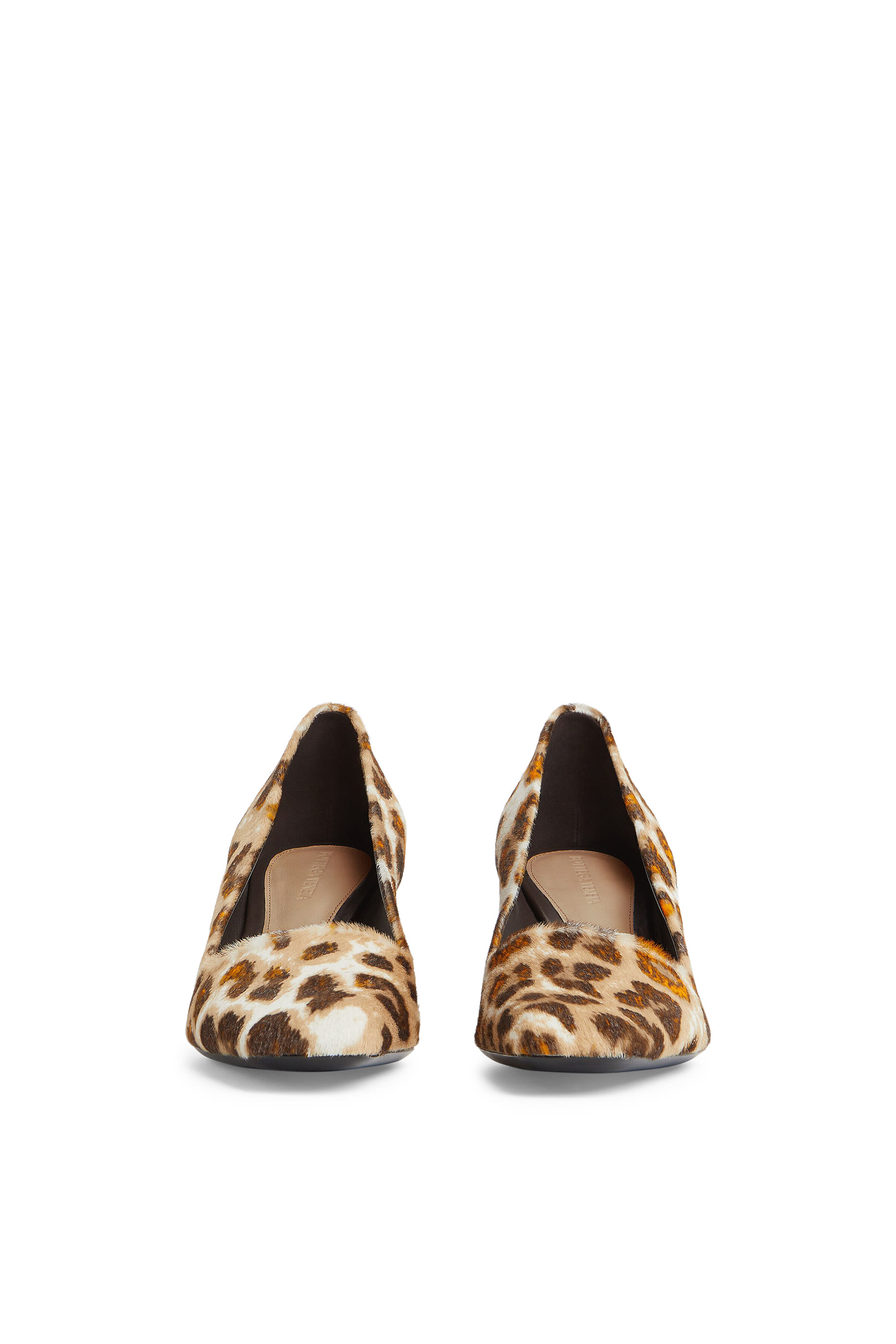 حذاء كلاسيكي بوجي 55