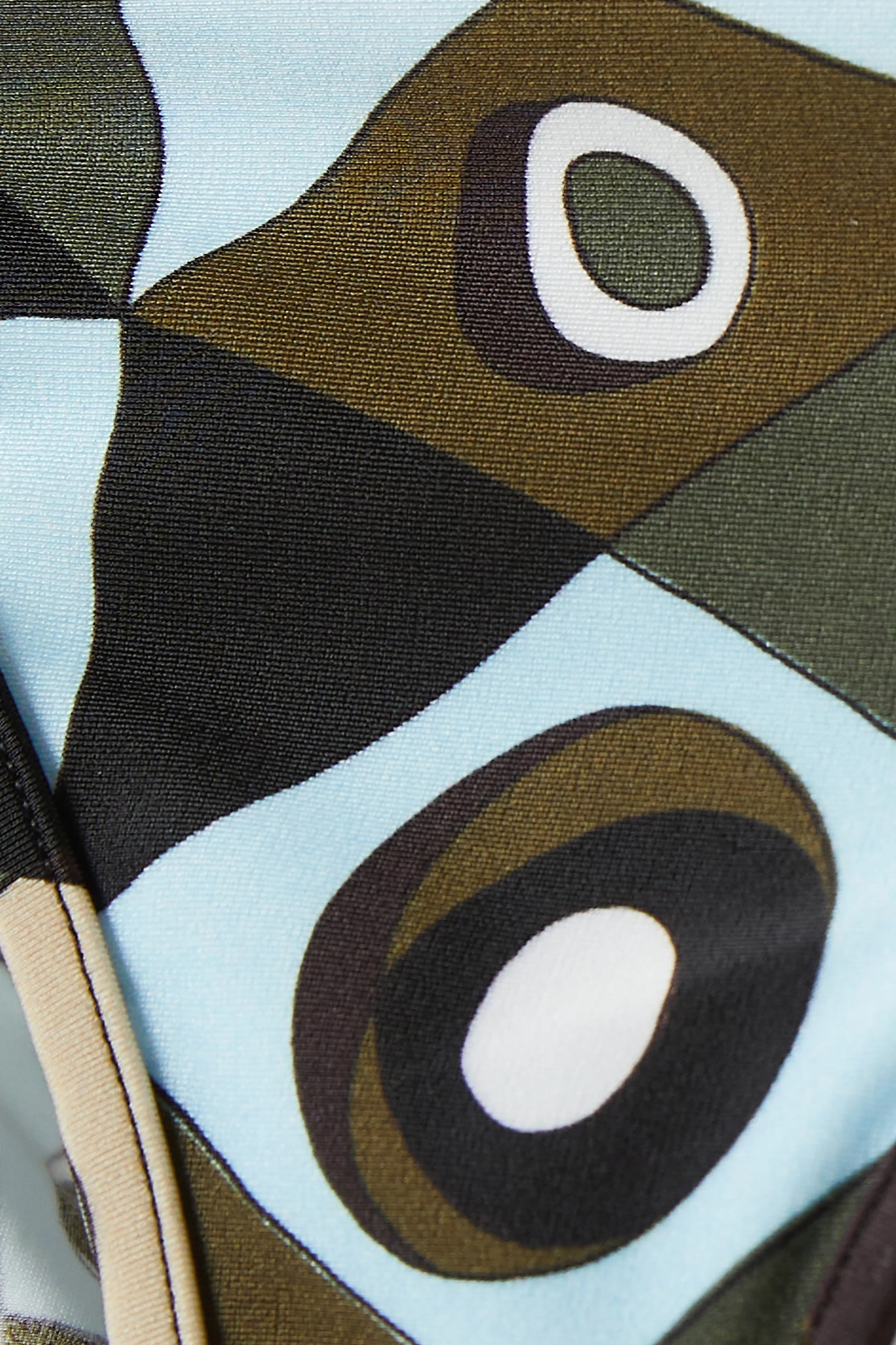 قطعة بيكيني سفلية بنقشة أوتشي