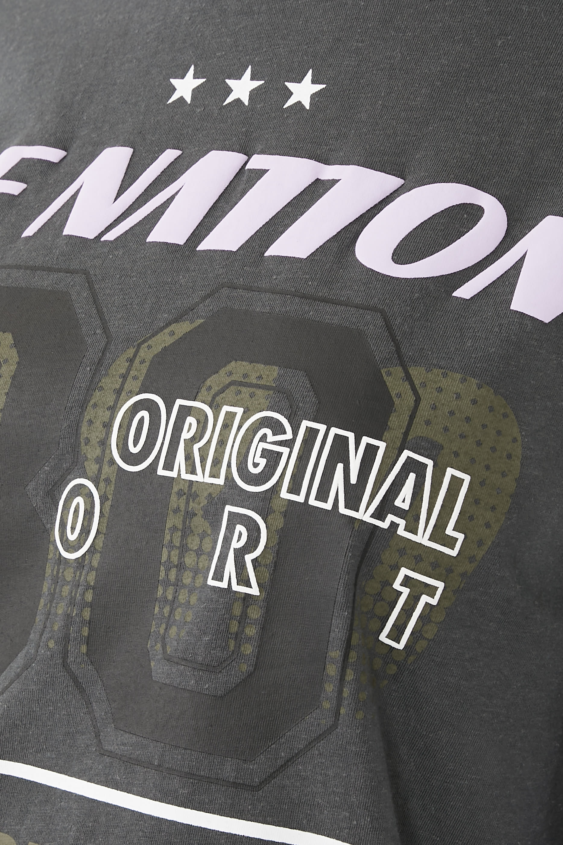 تيشيرت بيتلاينز بأكمام طويلة