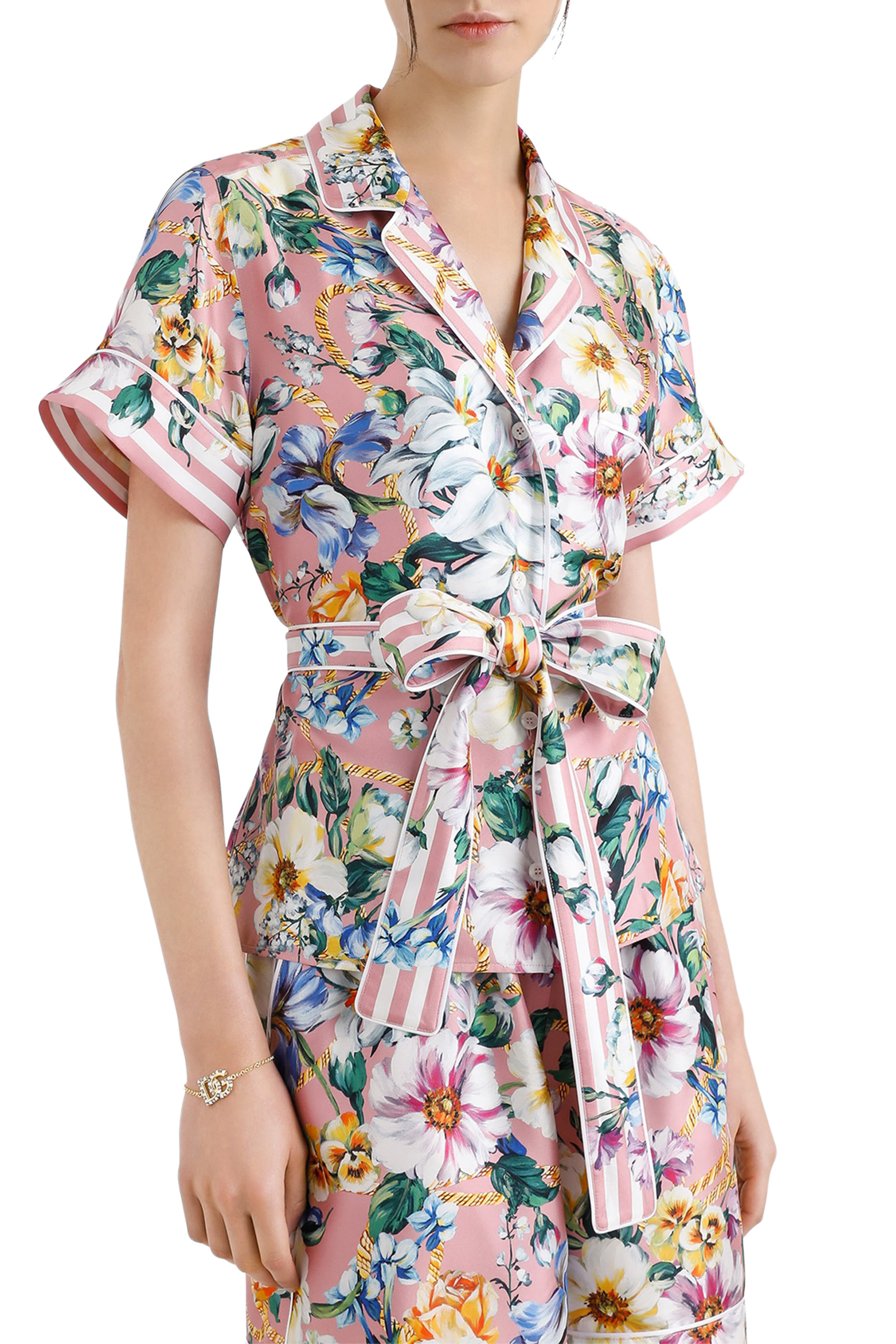 قميص بنقشة زهور حرير