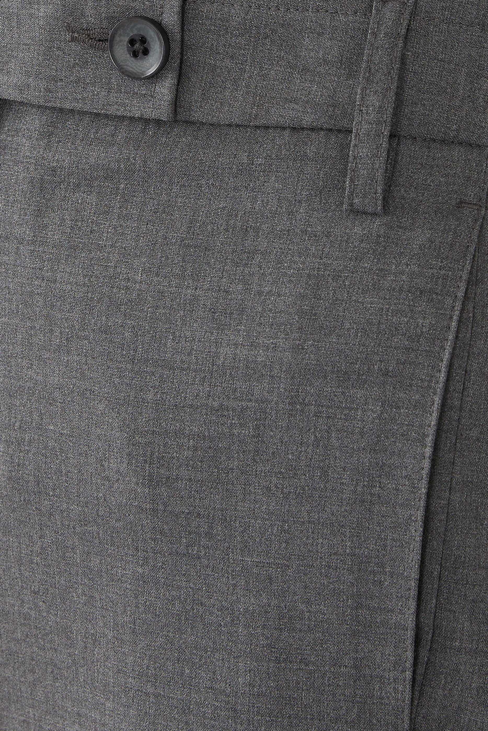 بنطال بقصة ساق مقوسة