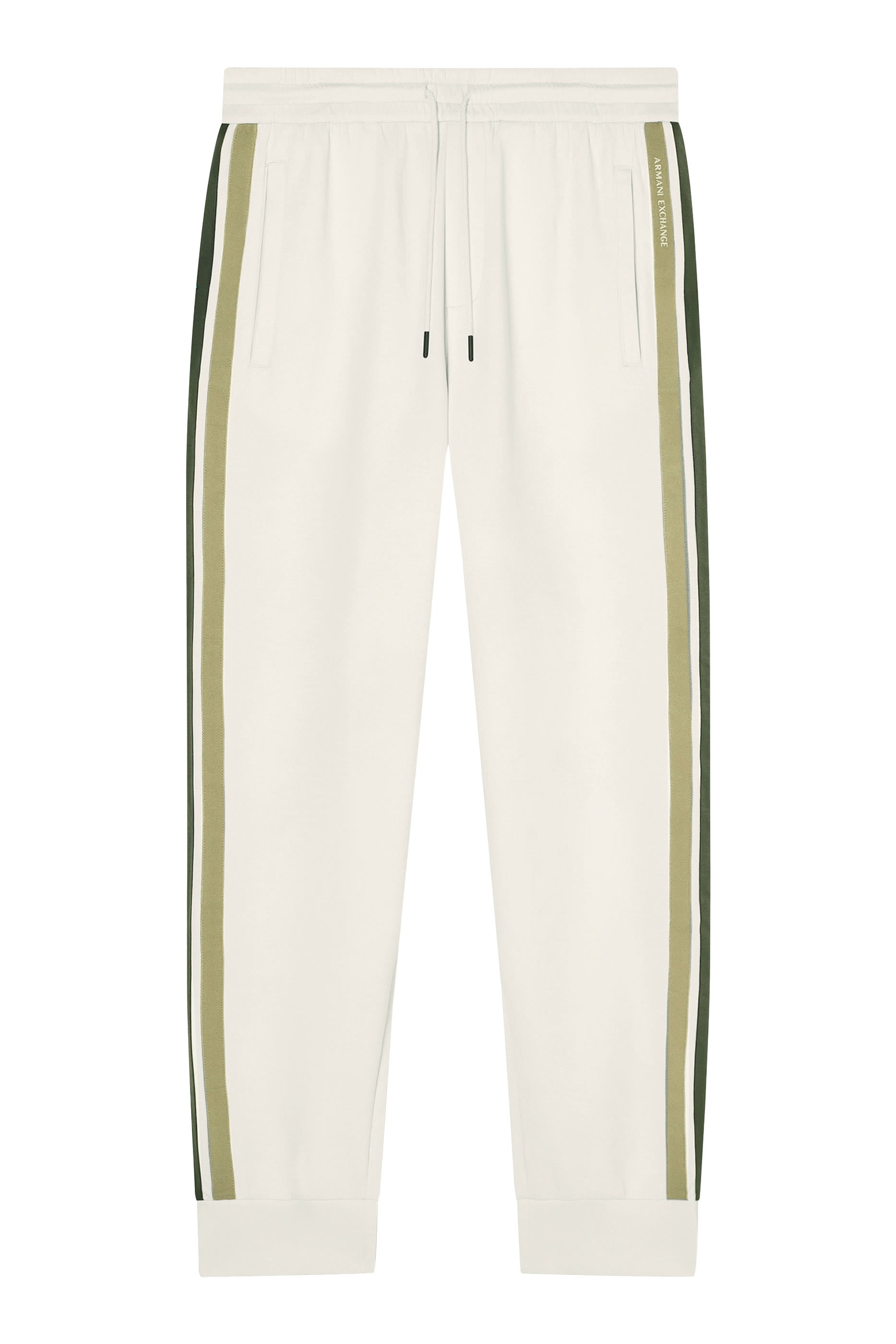 بنطال رياضي يحافظ على شكله