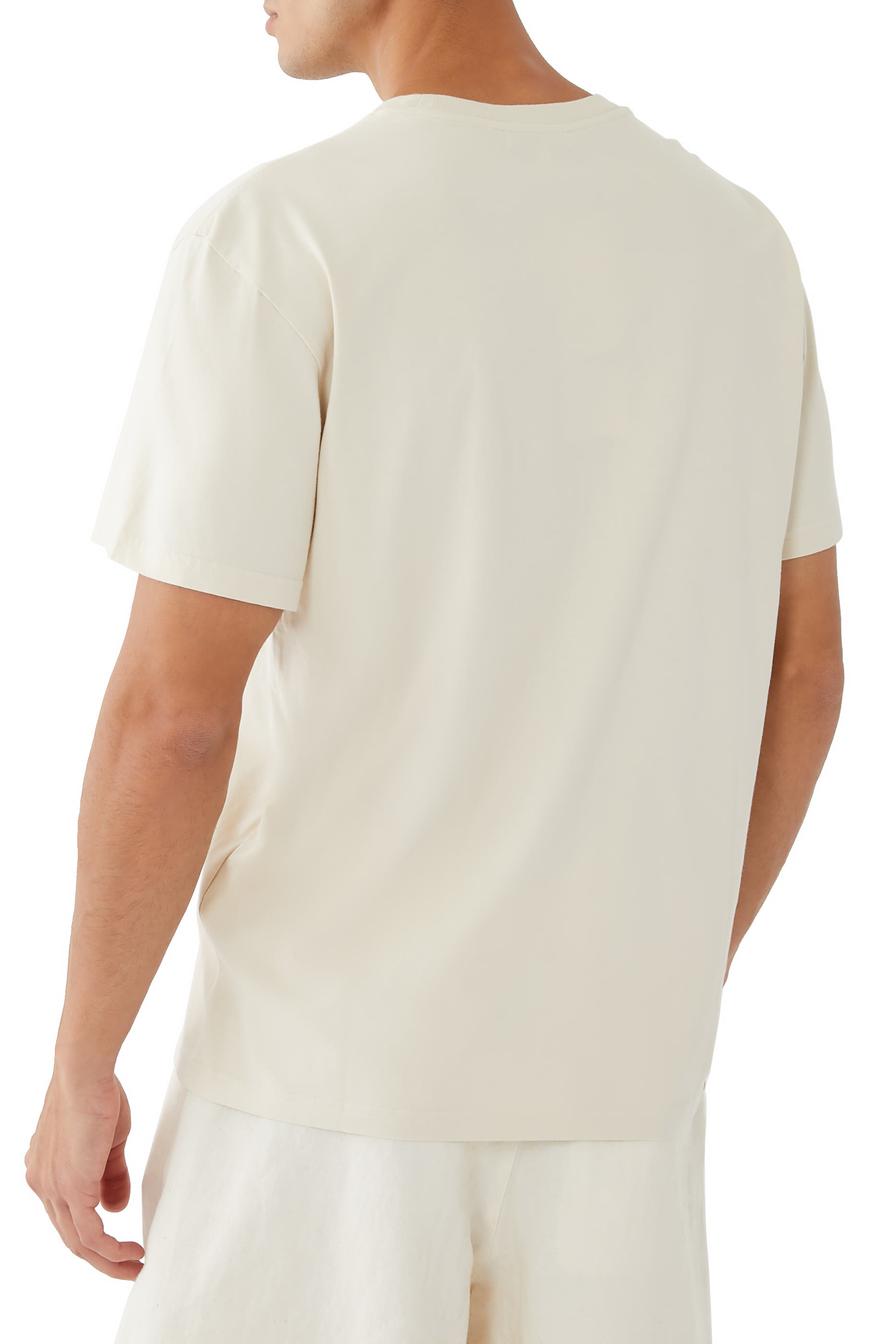 تيشيرت مطرز بشعار الماركة