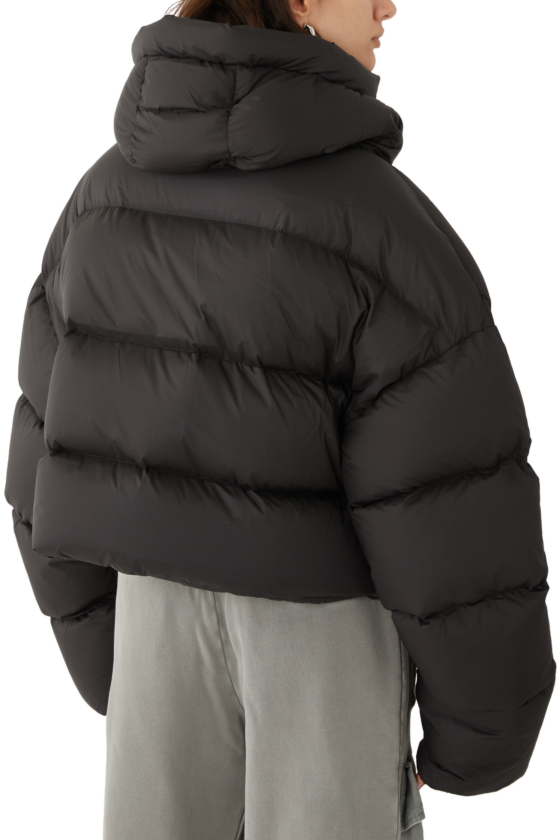 جاكيت بافر ام ام ال بغطاء رأس