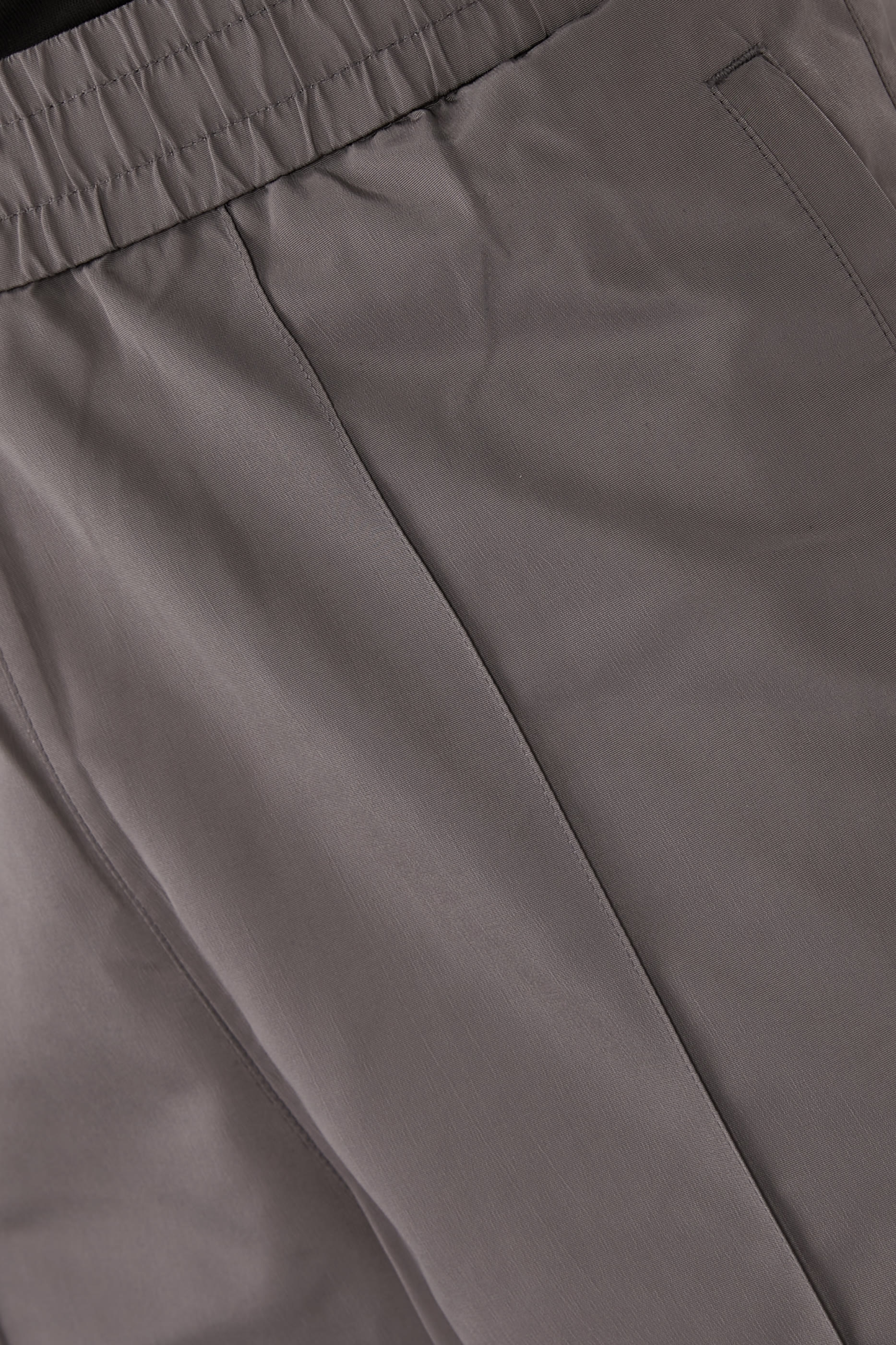 بنطال رياضي بشريط بشعار الماركة