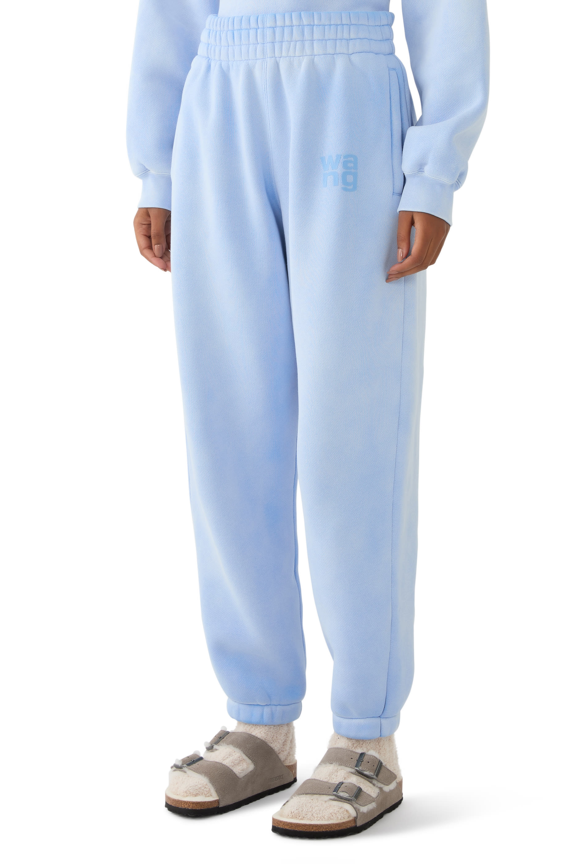 بنطال رياضي بشعار الماركة بتصميم منفوخ