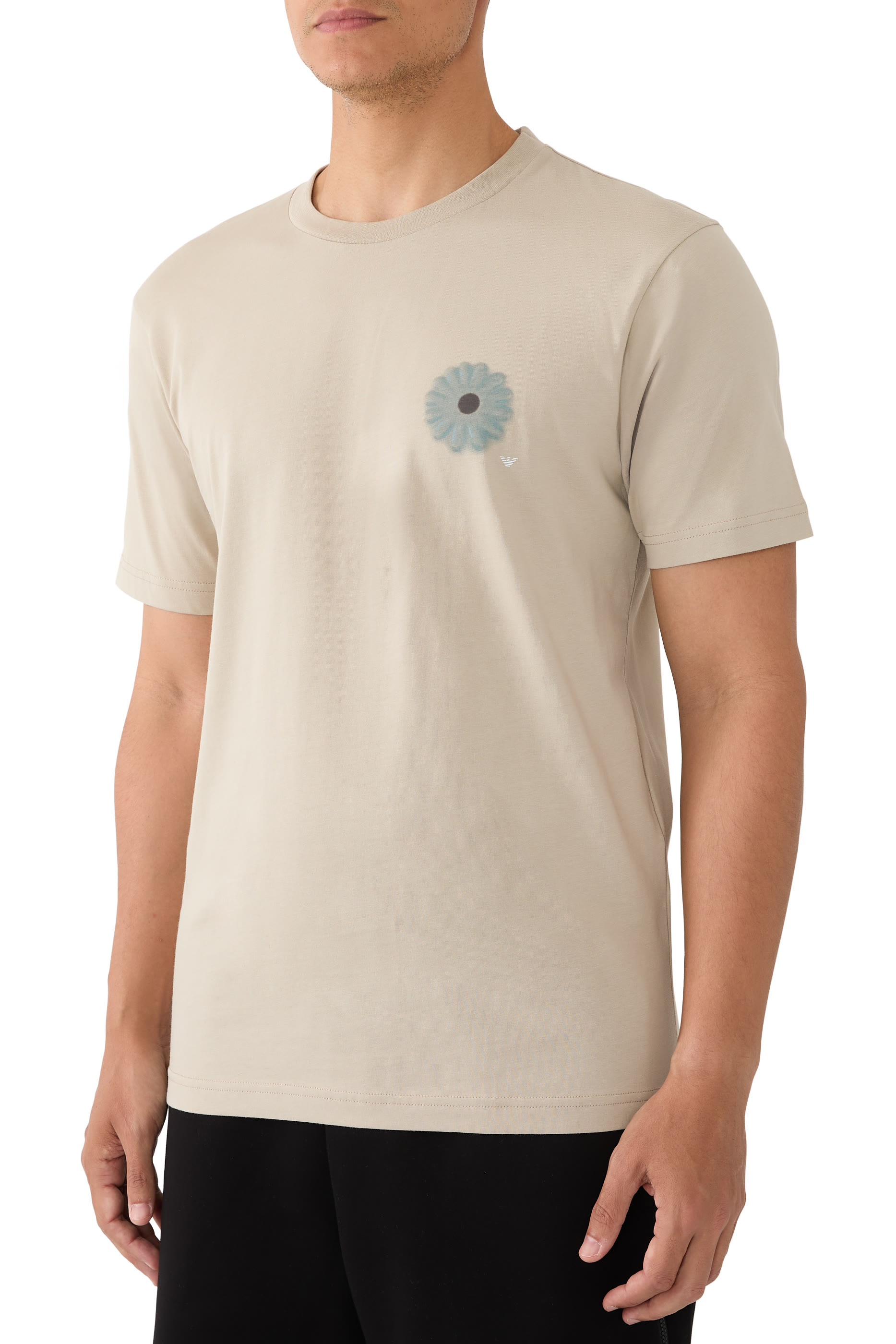 تيشيرت بشعار الماركة قطن