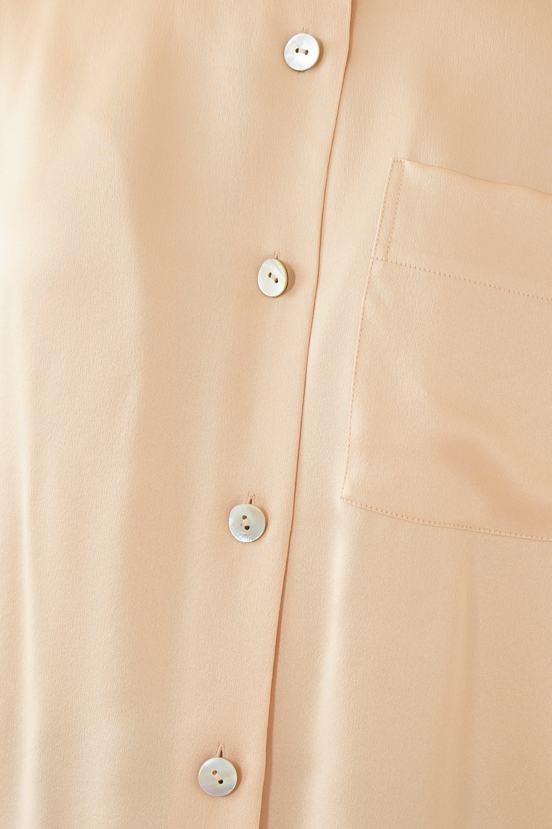 بلوزة بأكمام طويلة حرير