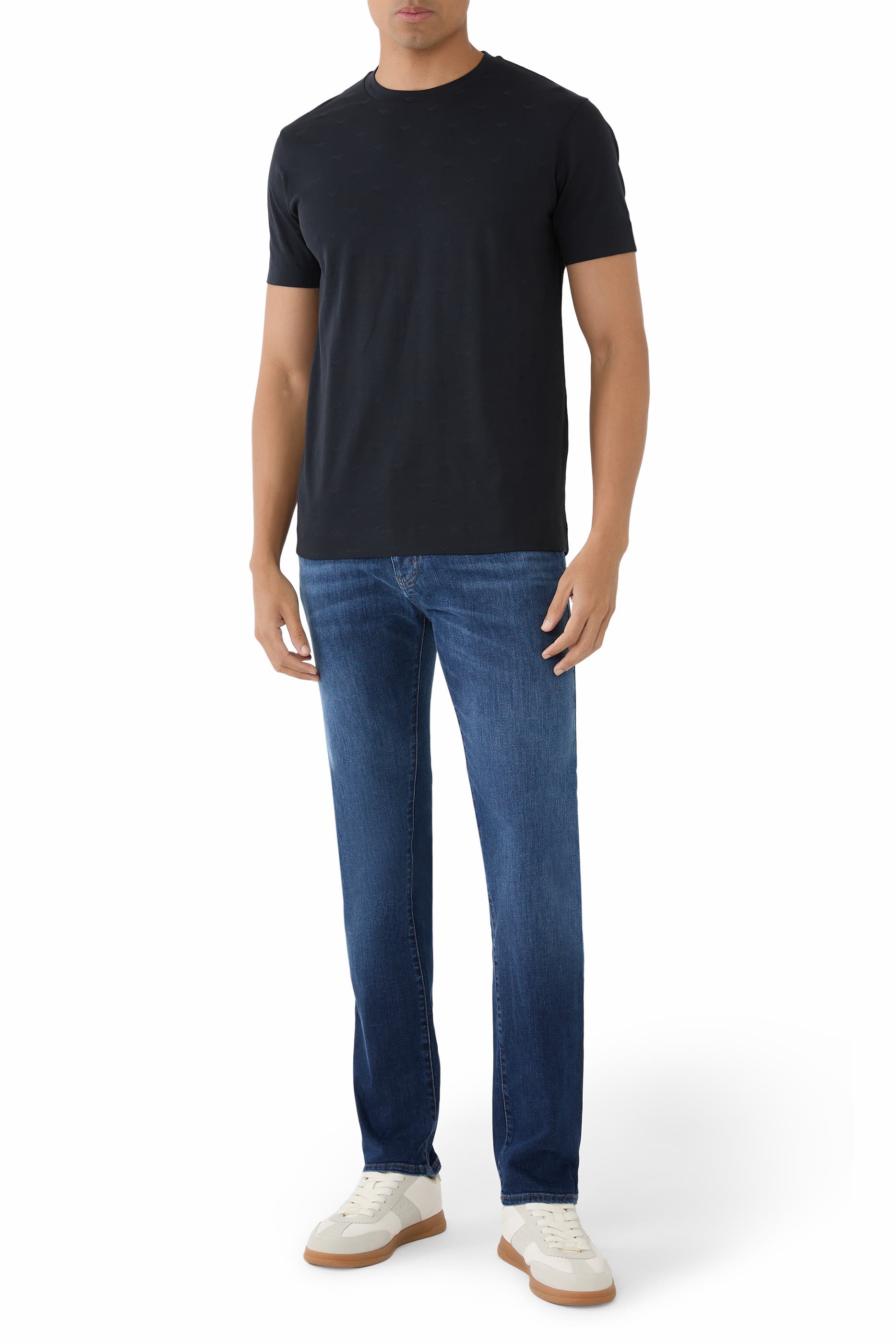 تيشيرت بشعار الماركة