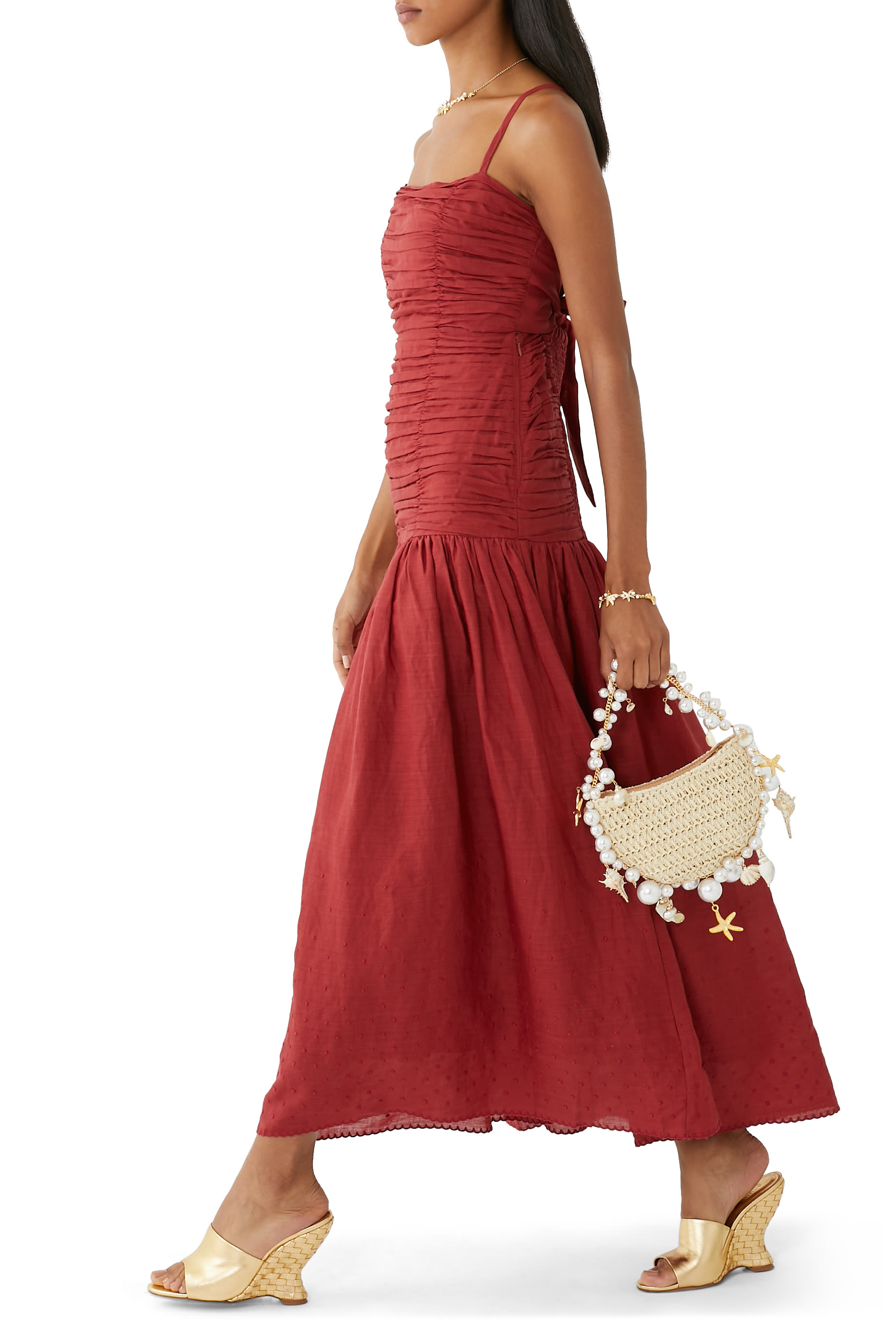 فستان أوريليا بياقة مربعة