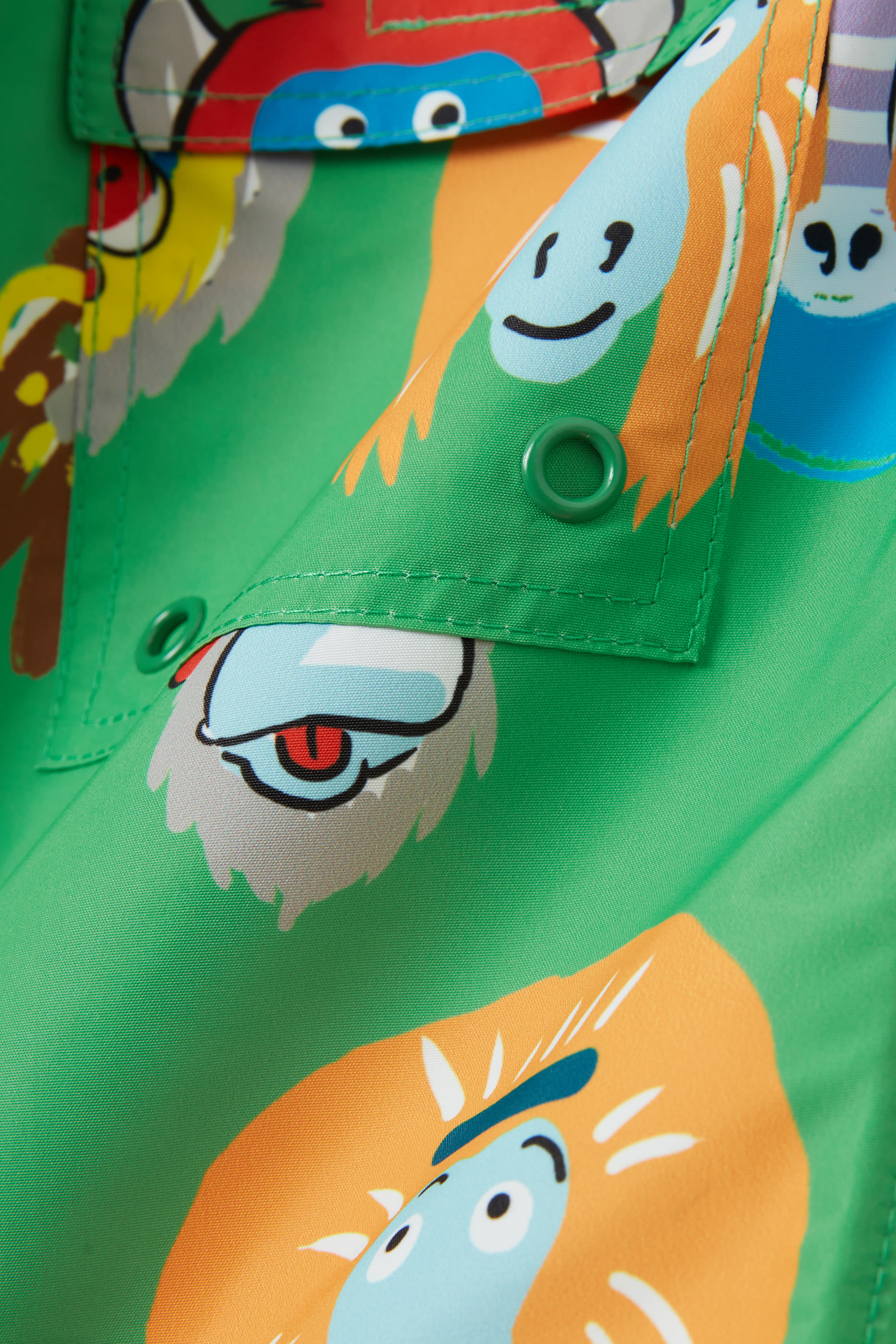 شورت سباحة بطبعات حيوانات