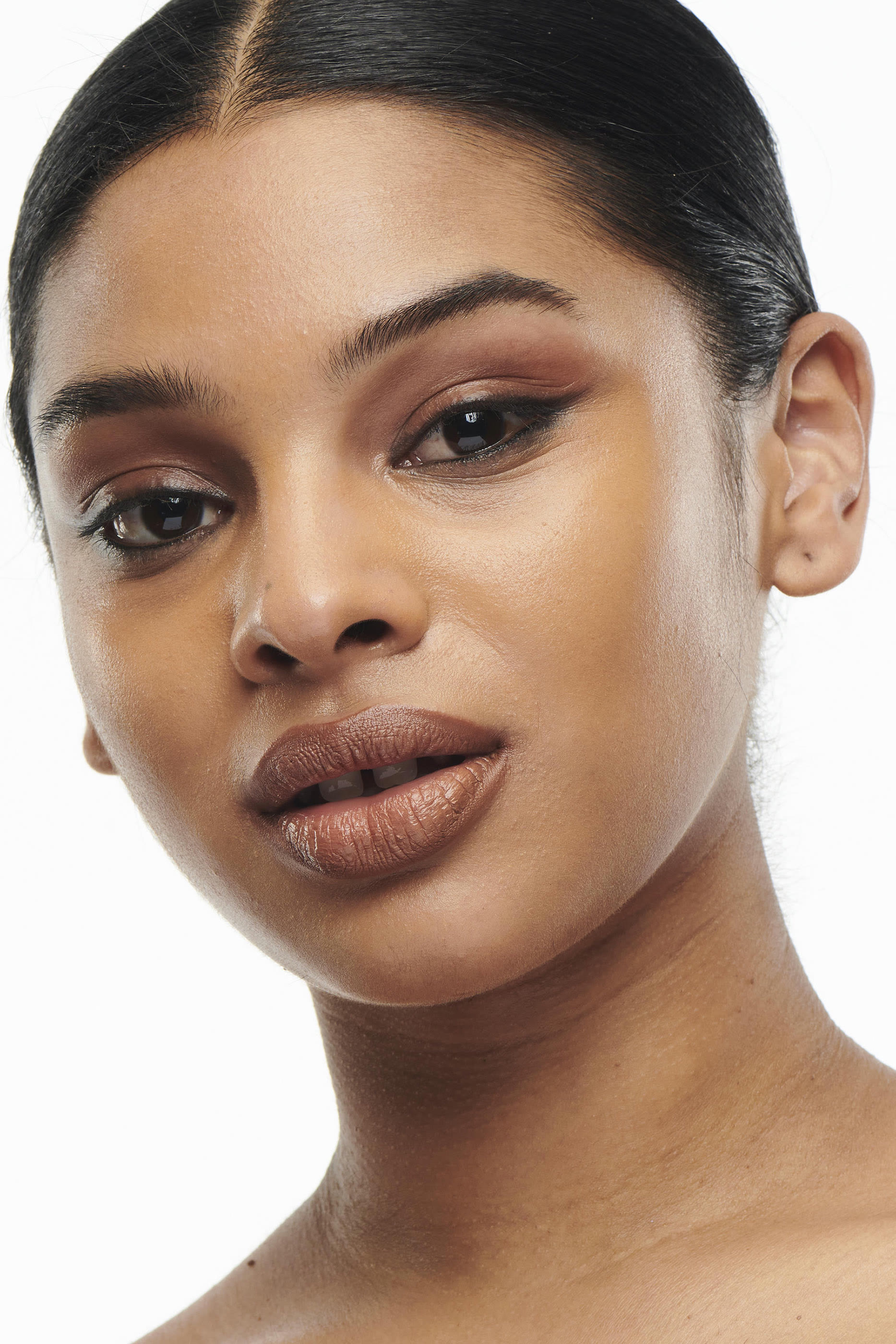 كريم أساس ستوديو راديانس بفاعلية السيروم&rlm;، 30 ملل