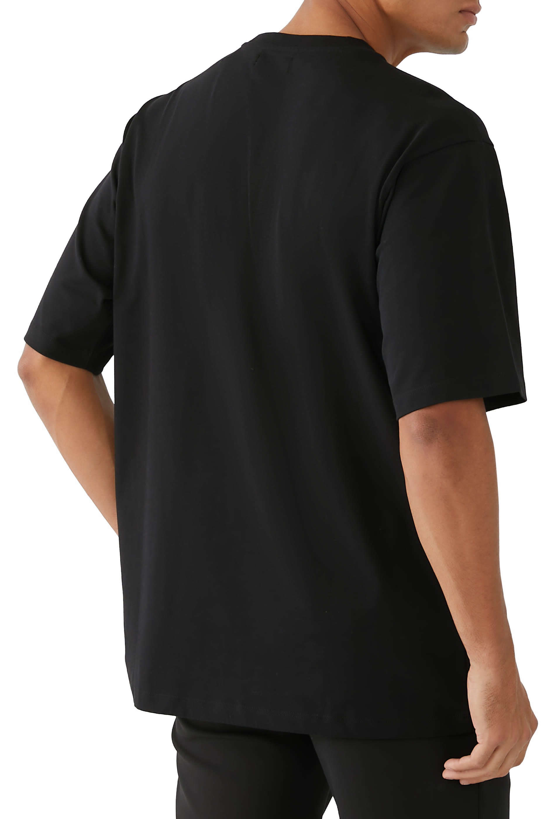 تيشيرت بشعار الماركة قطن