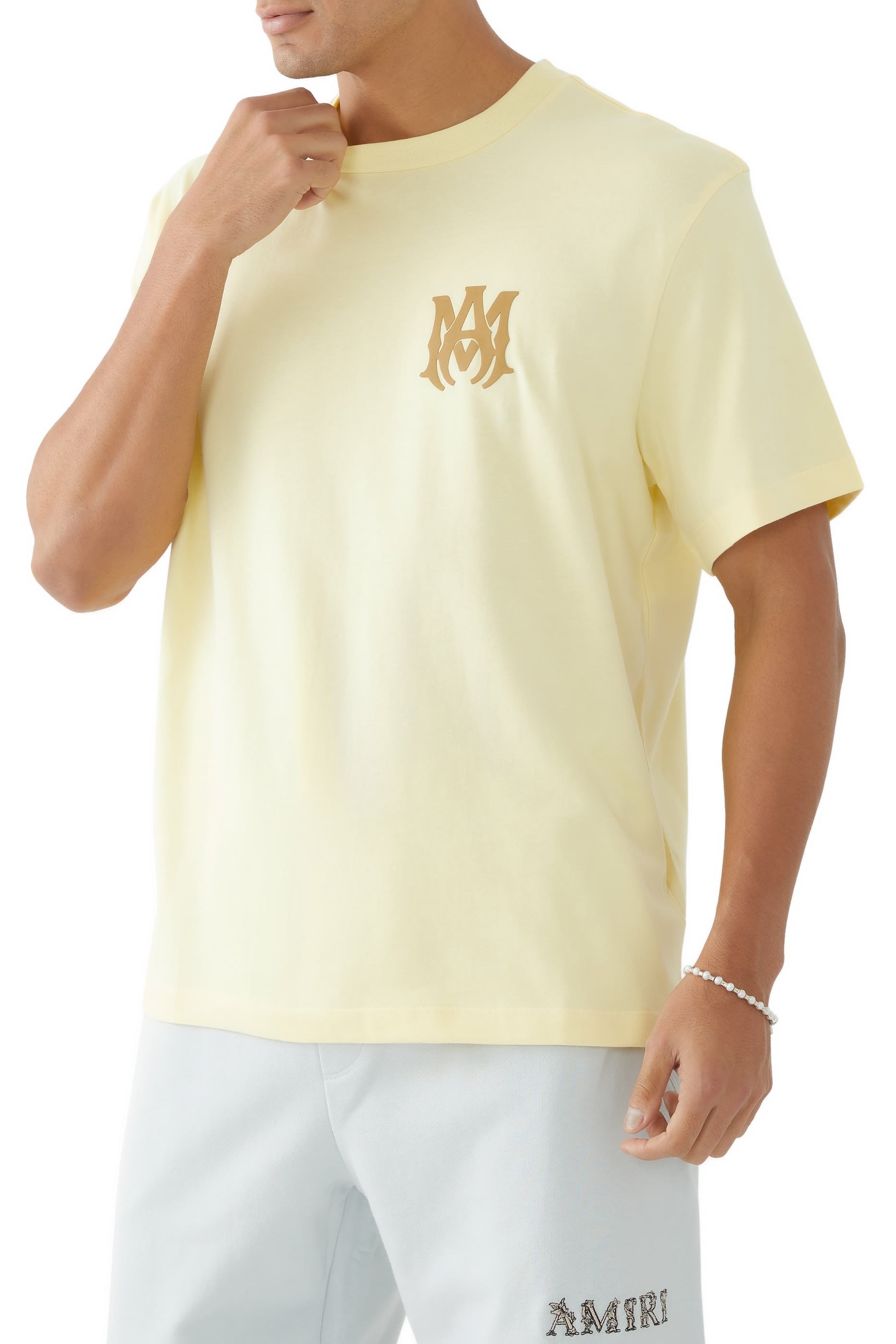 تيشيرت بشعار الماركة