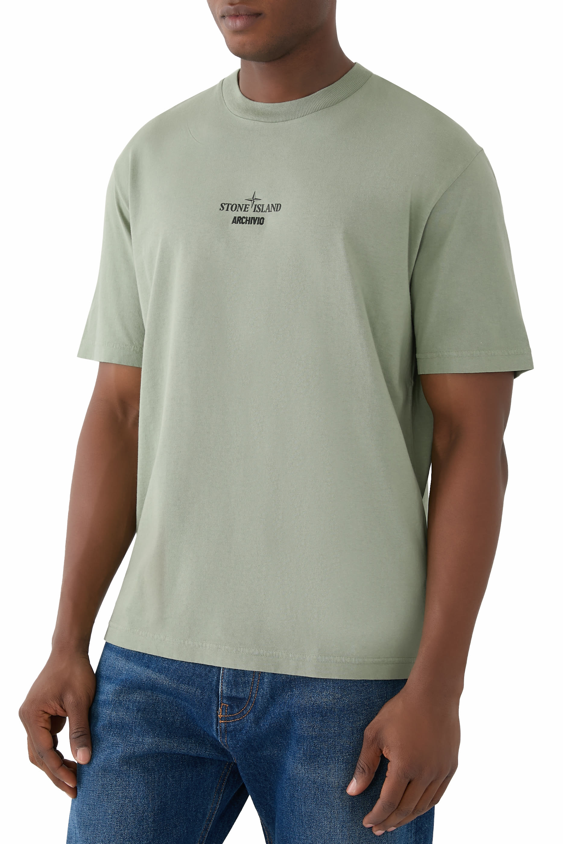 تيشيرت بنقشة أرشيفيو