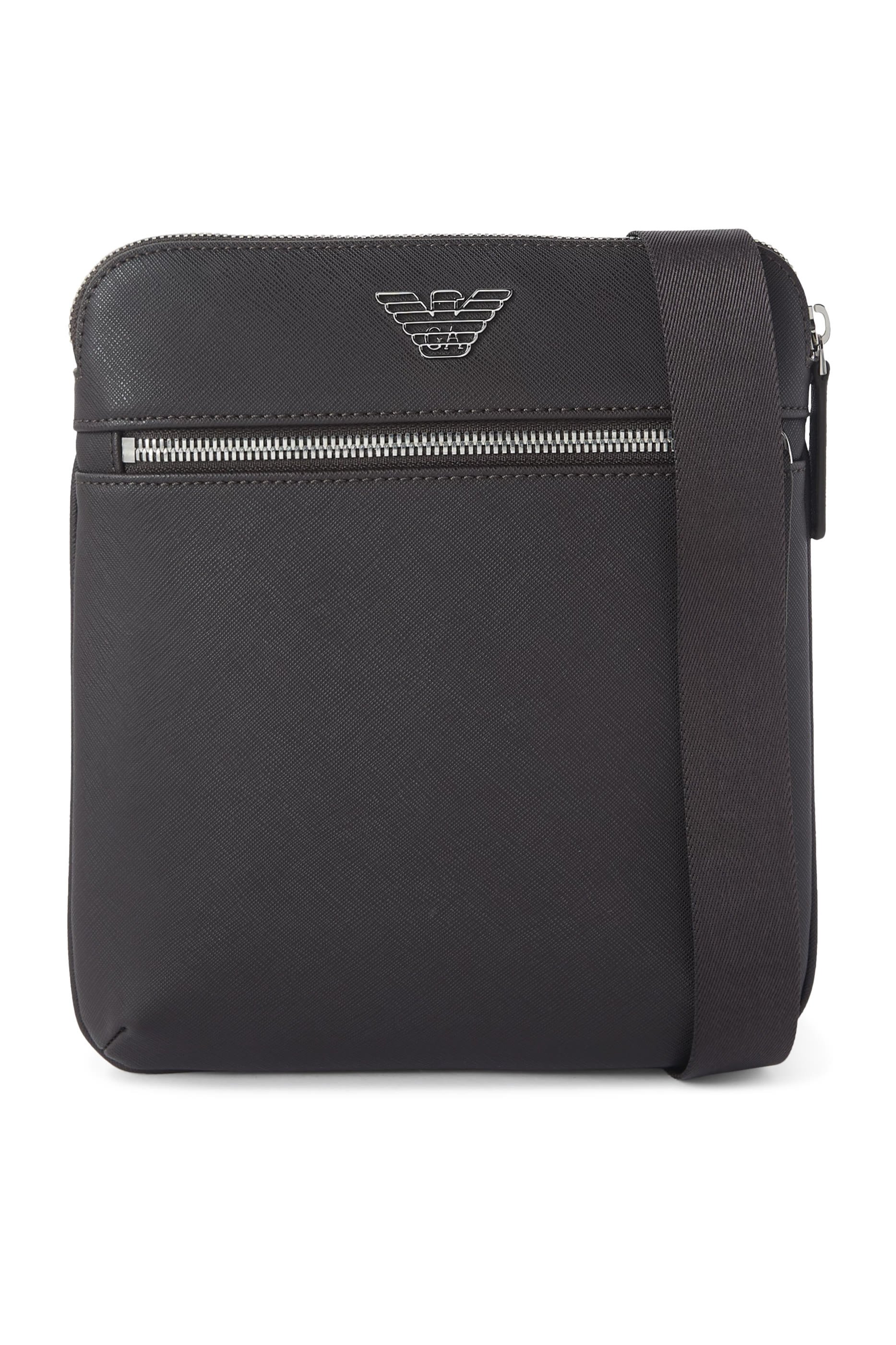 حقيبة كتف مسطحة اي في سي بحلية بشعار النسر جلد سافيانو