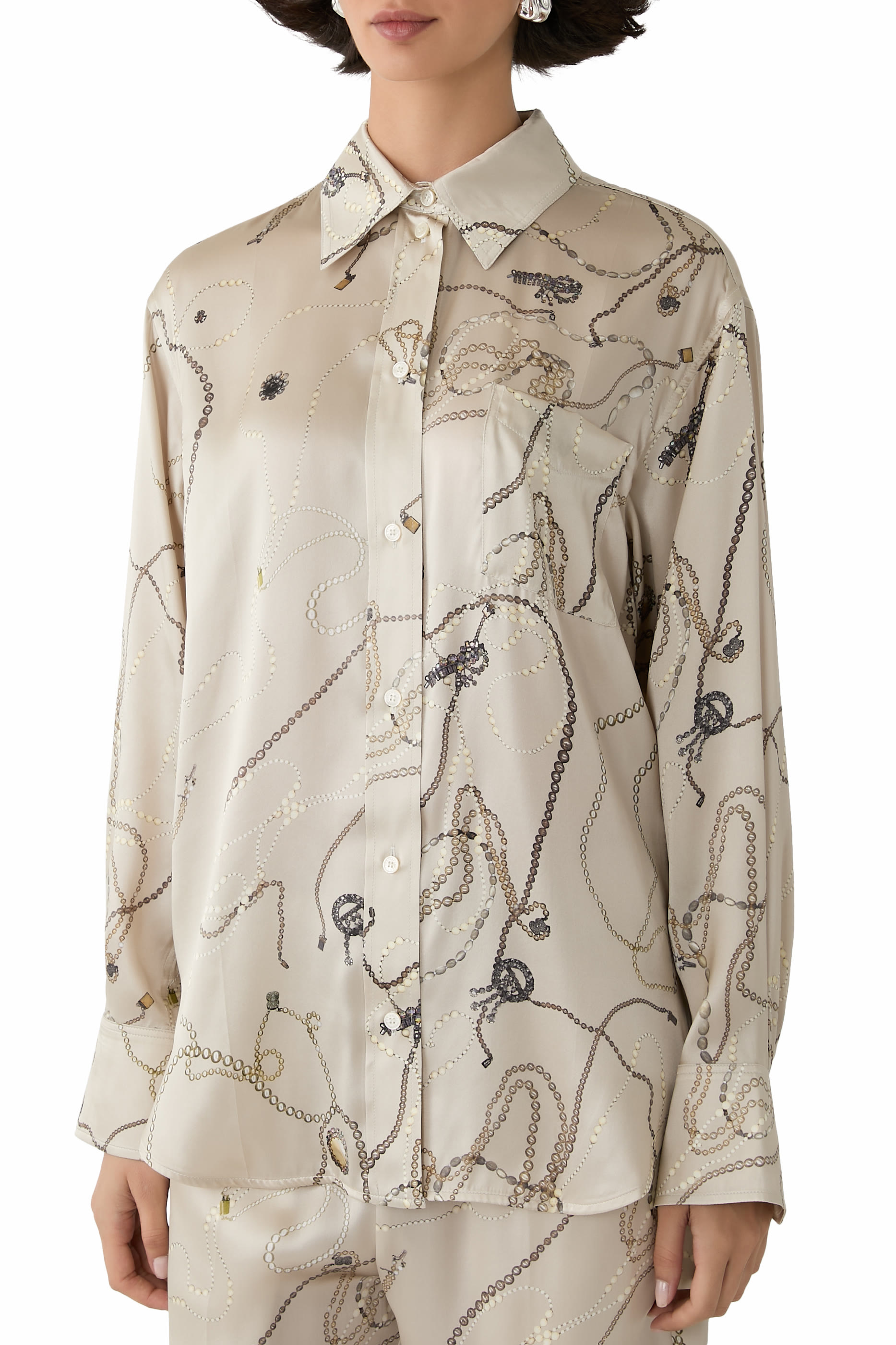 قميص بيجامة