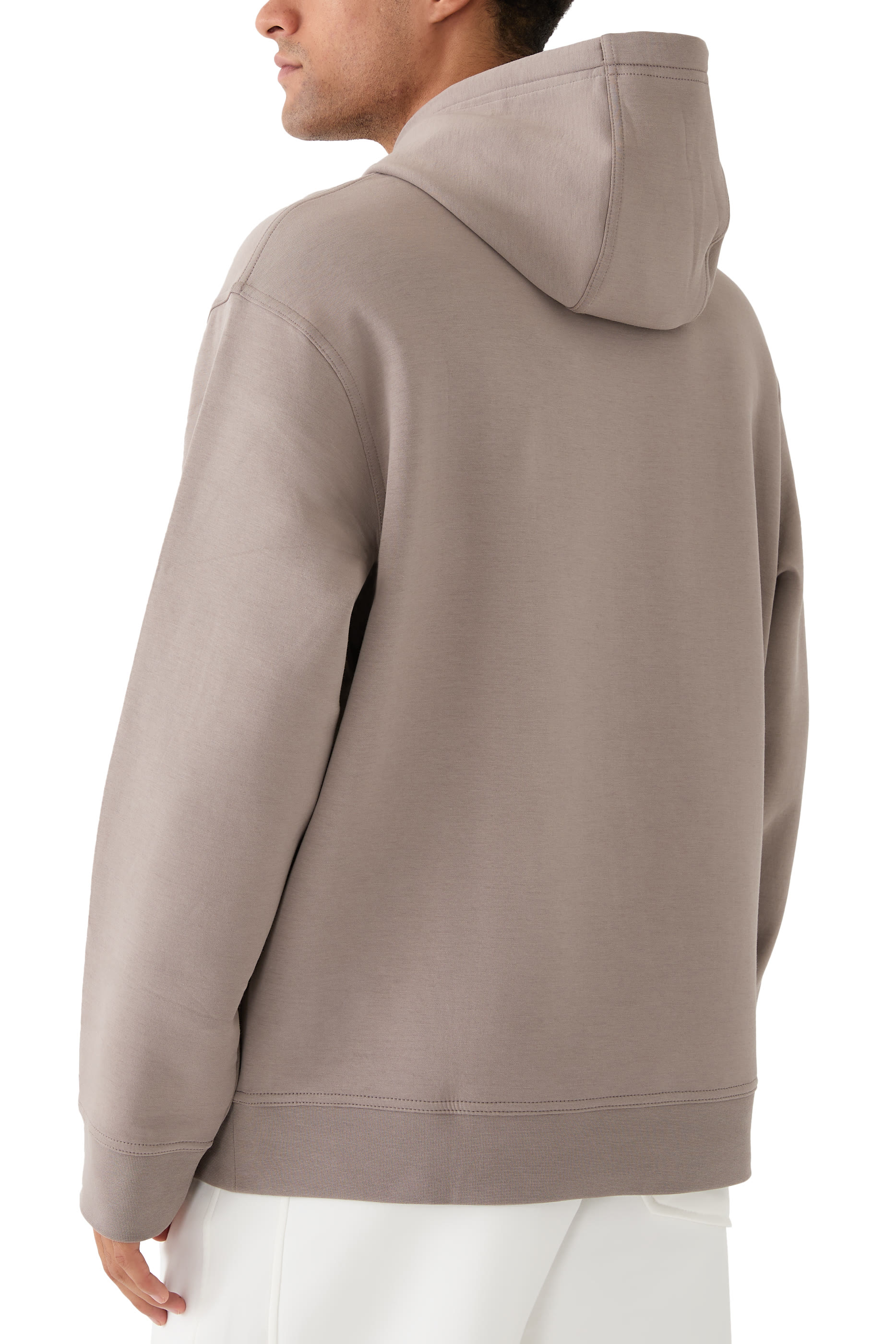 سويت شيرت بشعار الماركة