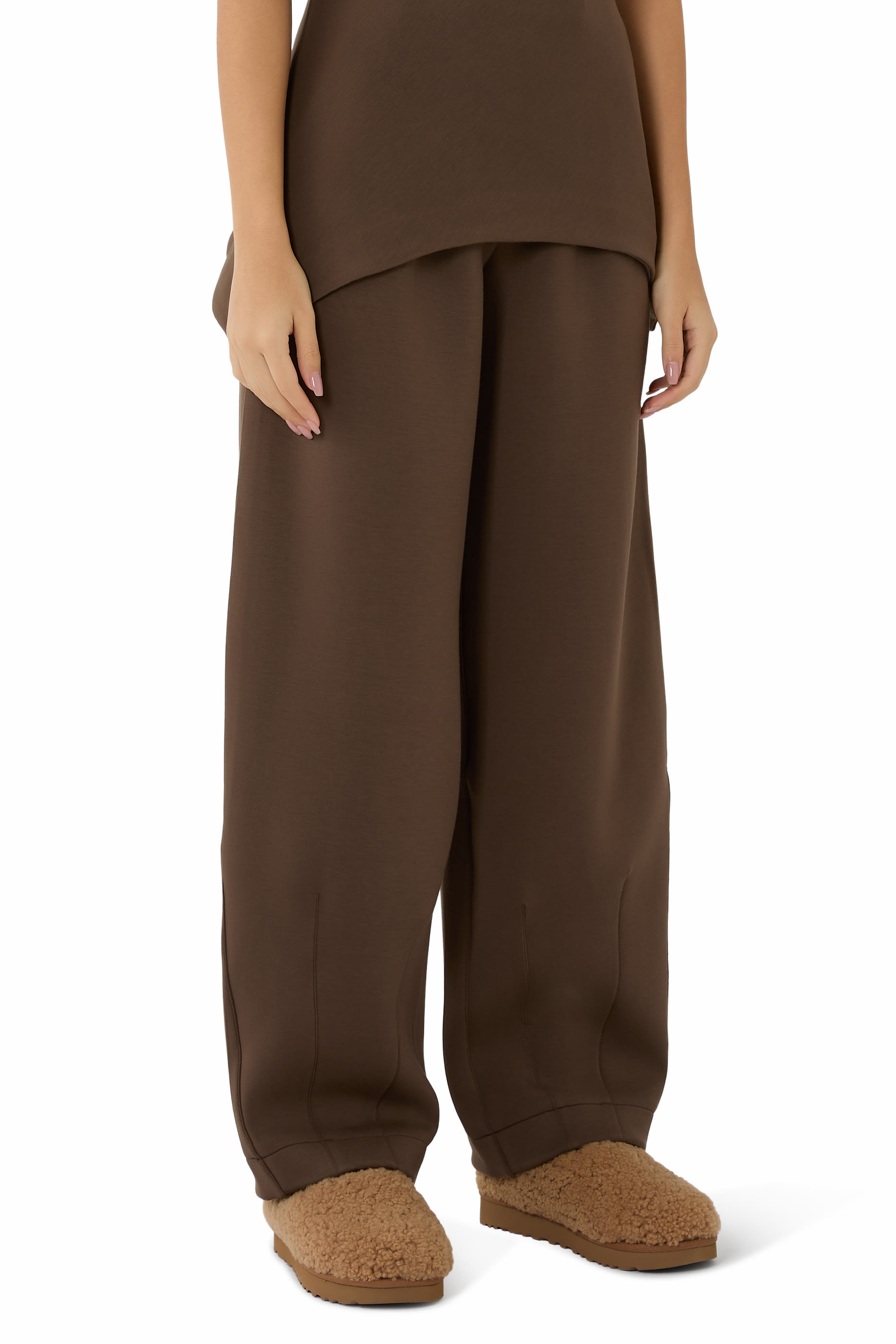 حذاء تاسمان مجعد مفتوح من الخلف بنعل سميك