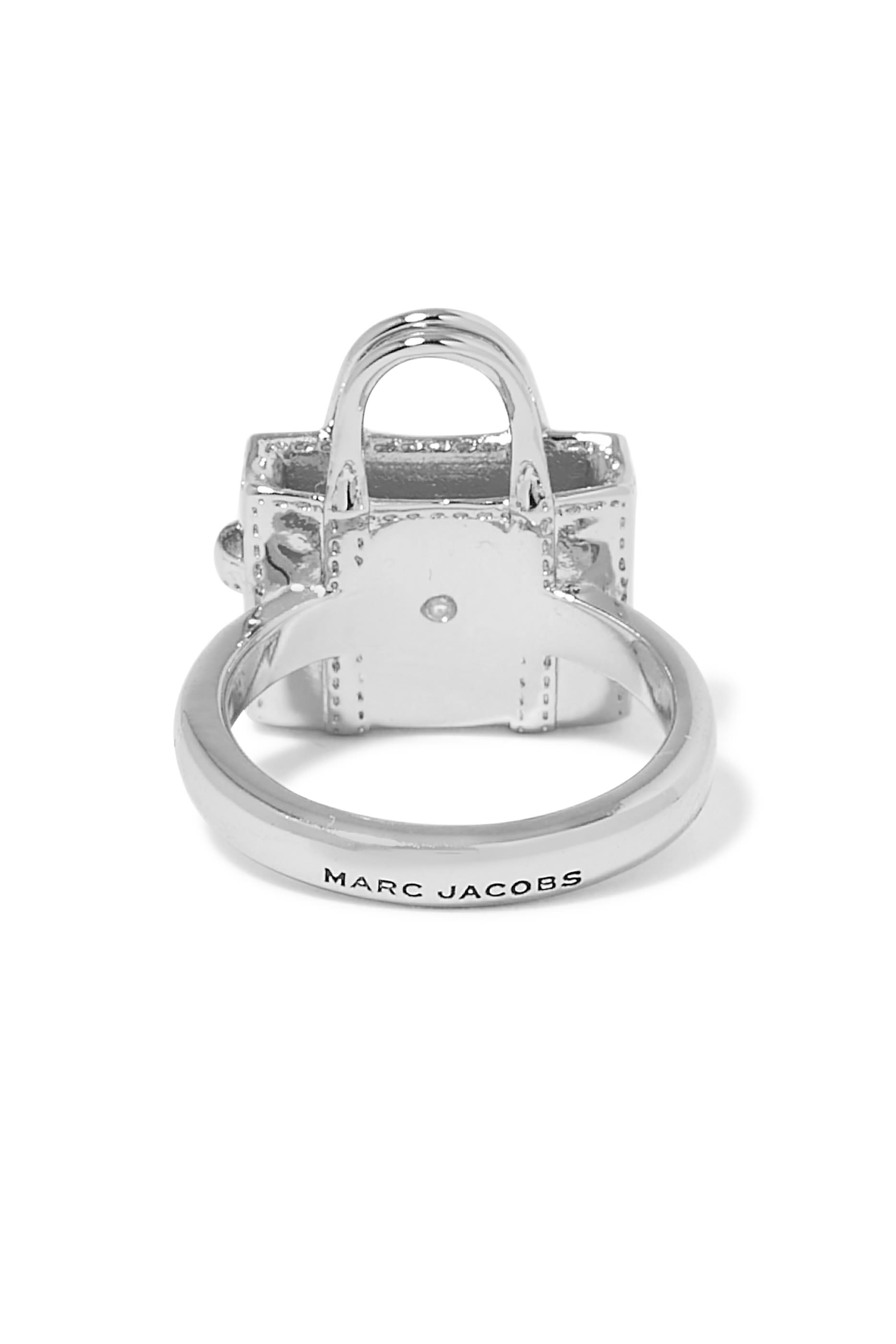 خاتم بتصميم حقيبة يد